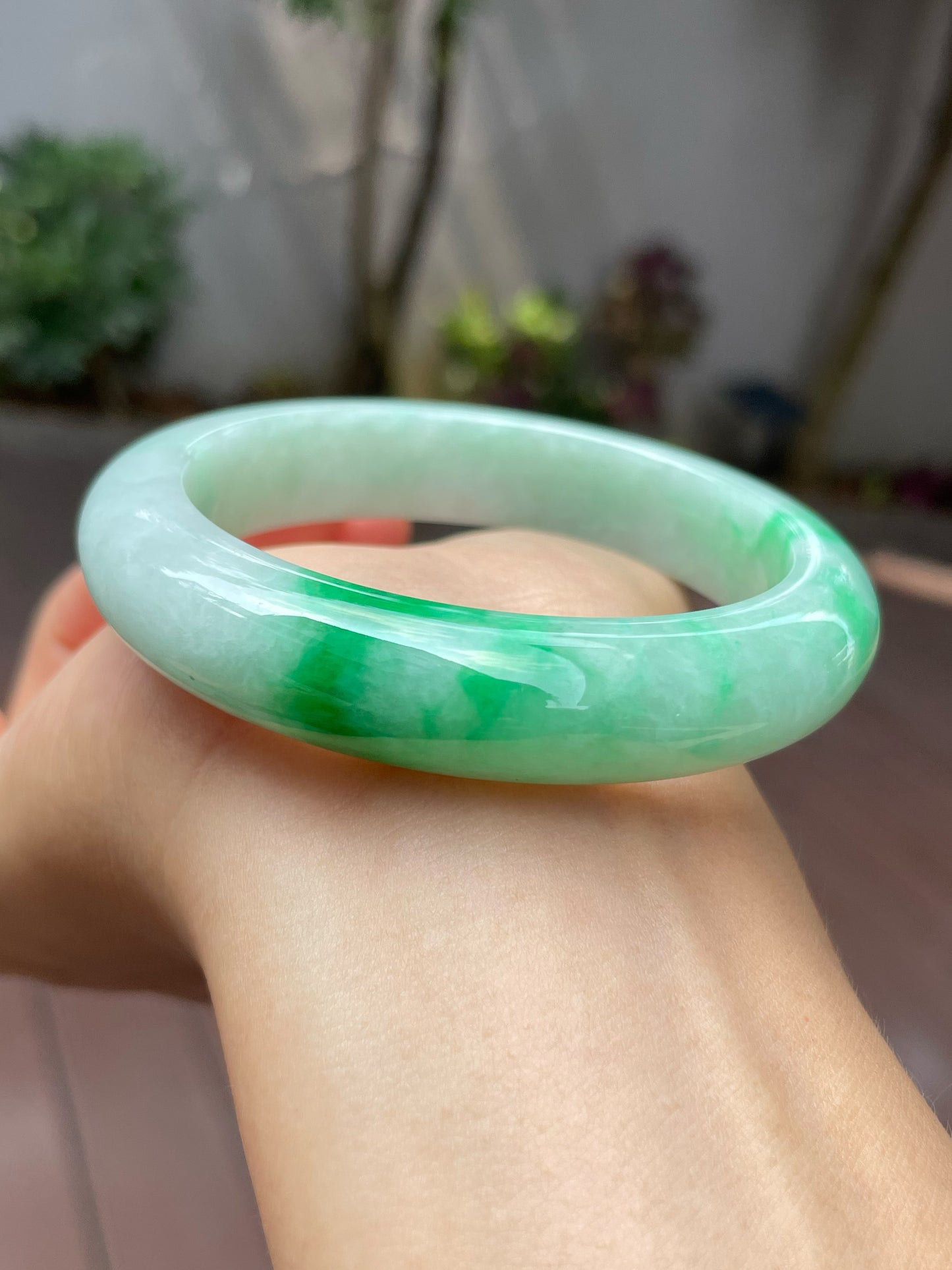 Green Jade Bangle | 55mm (NJBA026)
