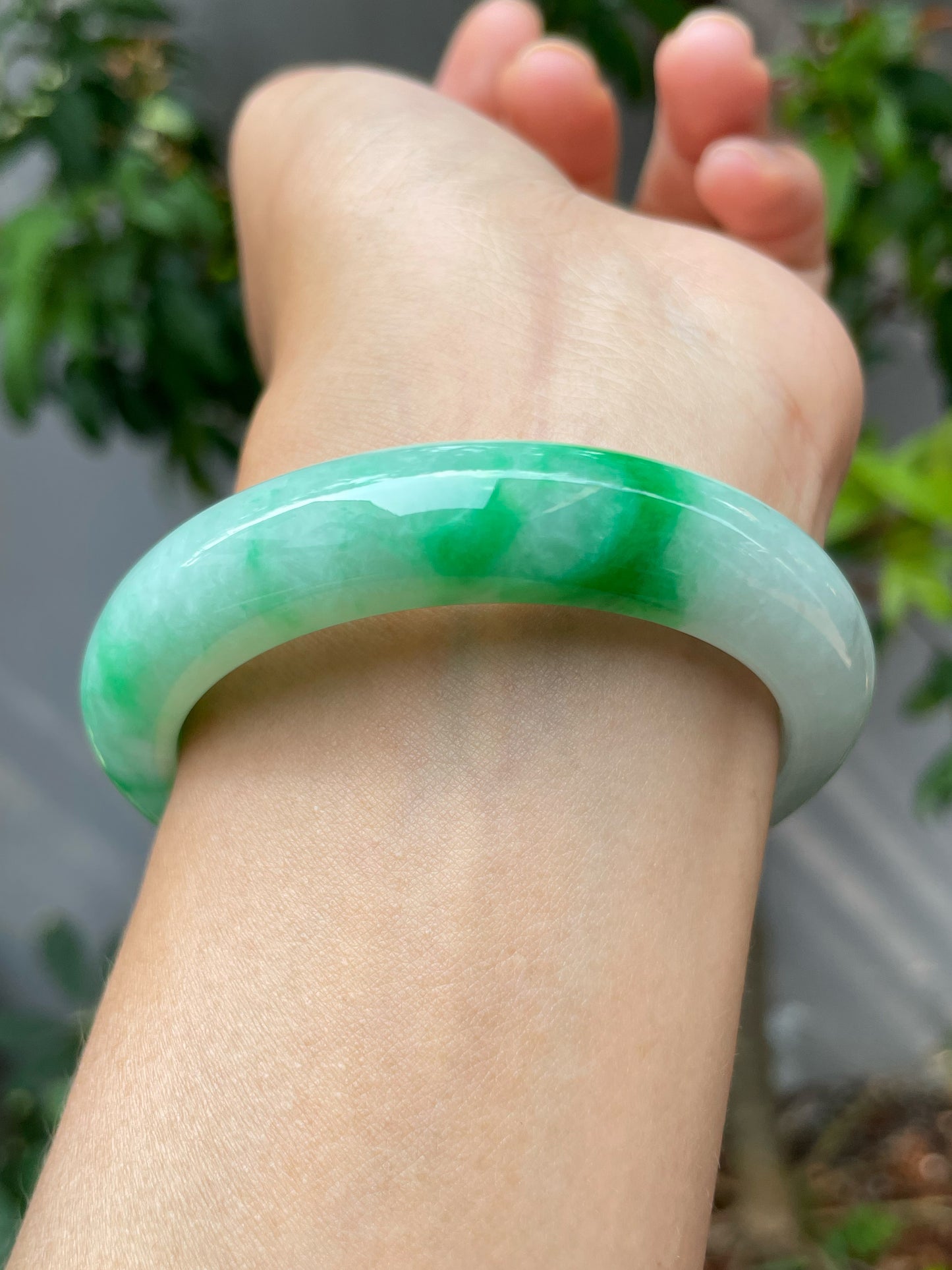 Green Jade Bangle | 55mm (NJBA026)