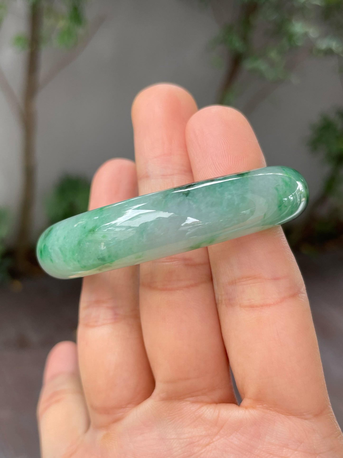 Green Jade Bangle | 53mm (NJBA036)