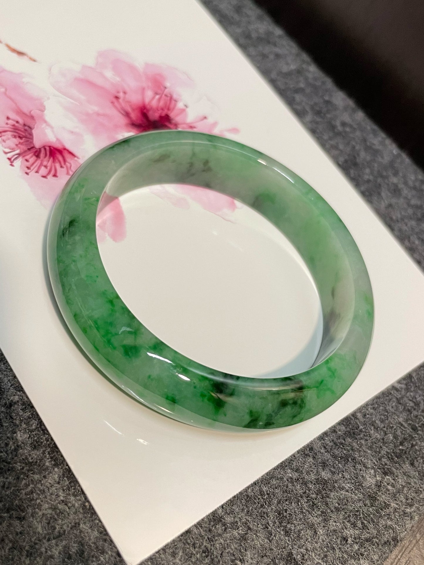 Green Jade Bangle | 53mm (NJBA036)