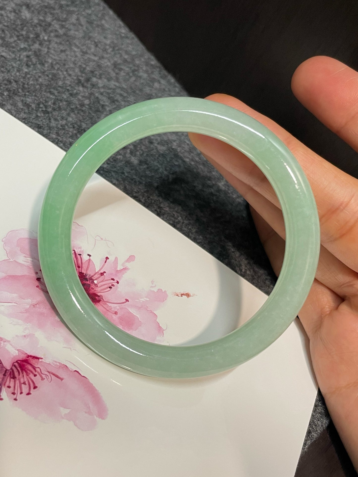 Light Green Jade Bangle | 57mm (NJBA113)