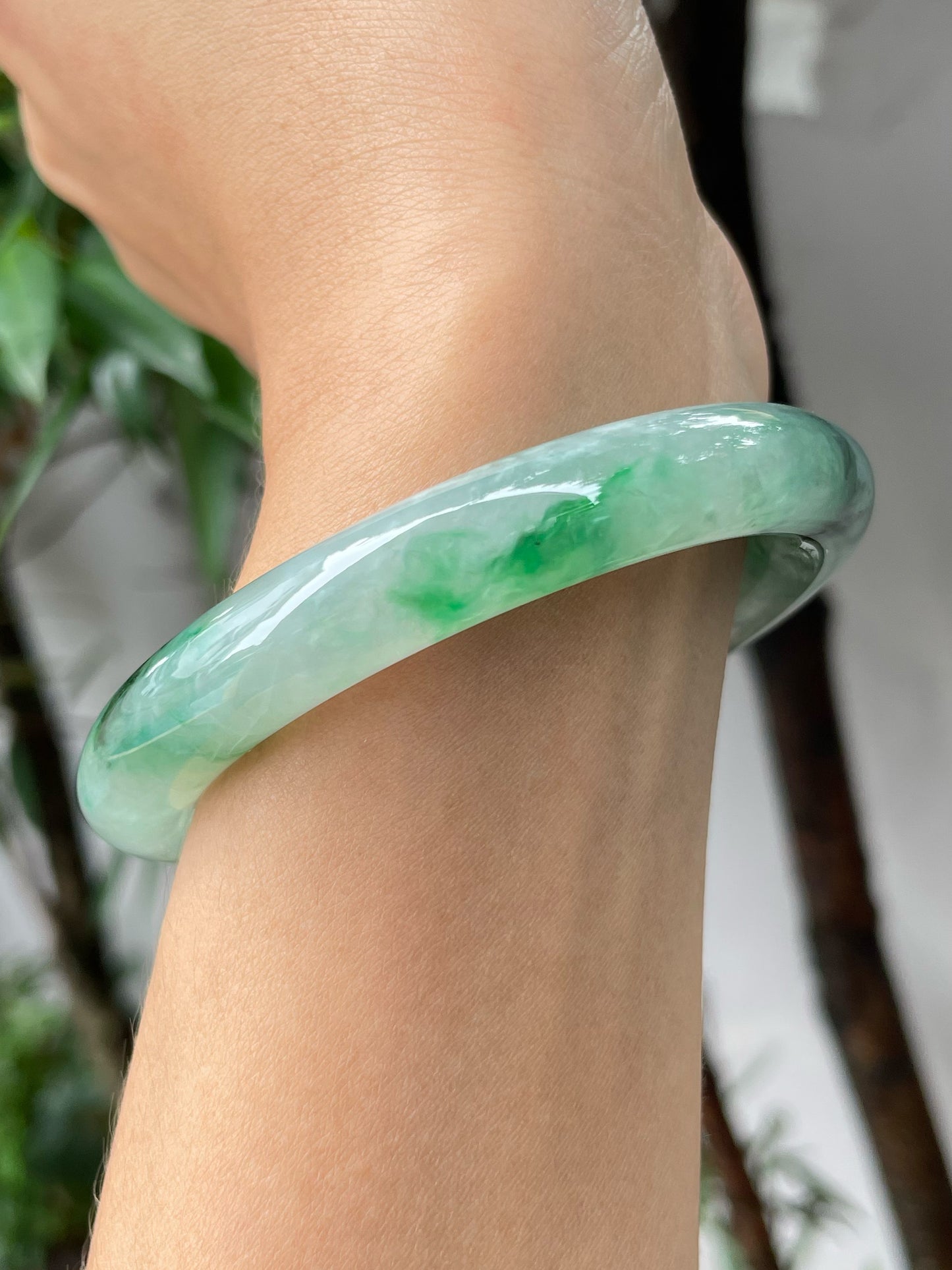 Icy Green Jade Bangle | 56mm (NJBA142)