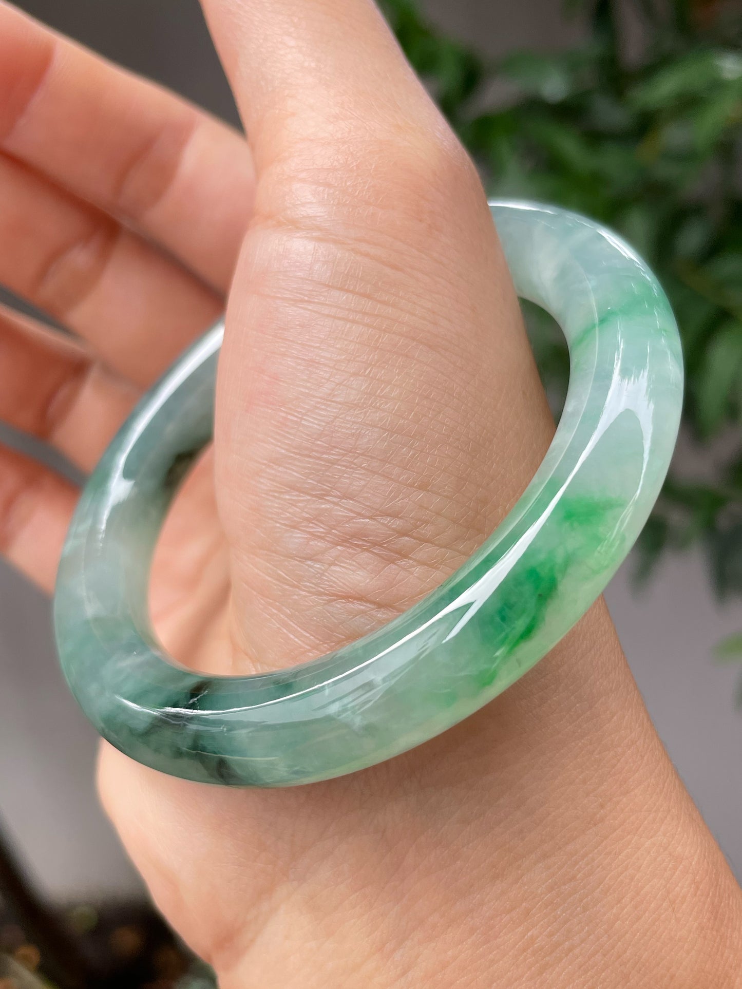 Icy Green Jade Bangle | 56mm (NJBA142)