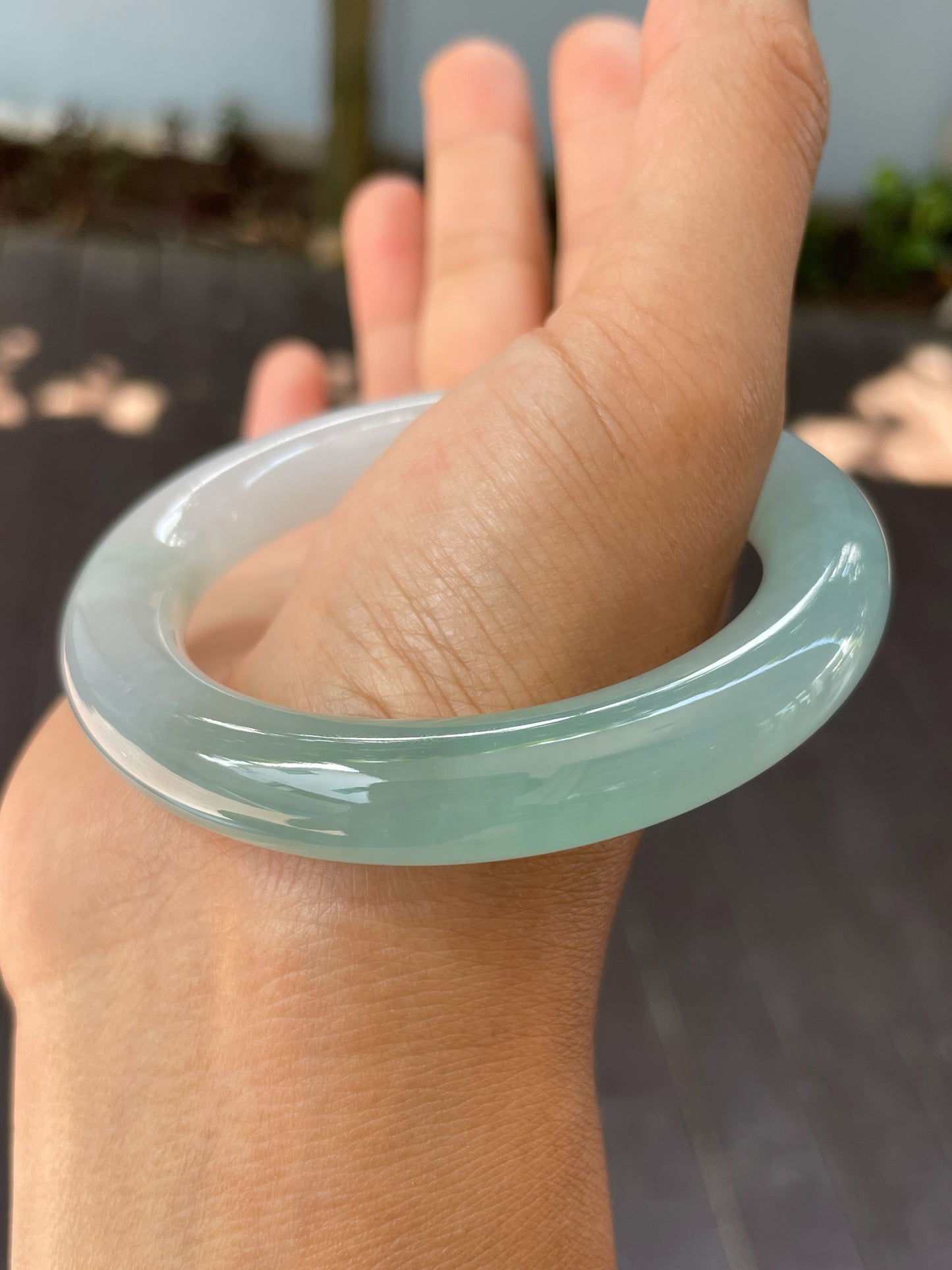 Light Green Jade Bangle | 56mm (NJBA156)