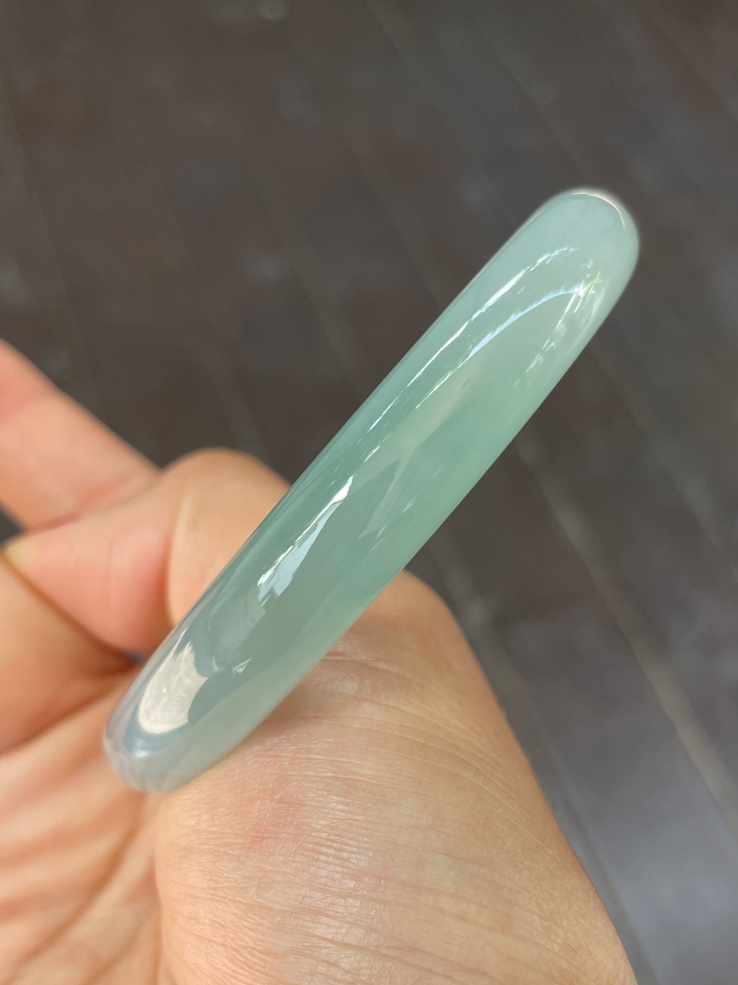 Light Green Jade Bangle | 56mm (NJBA156)