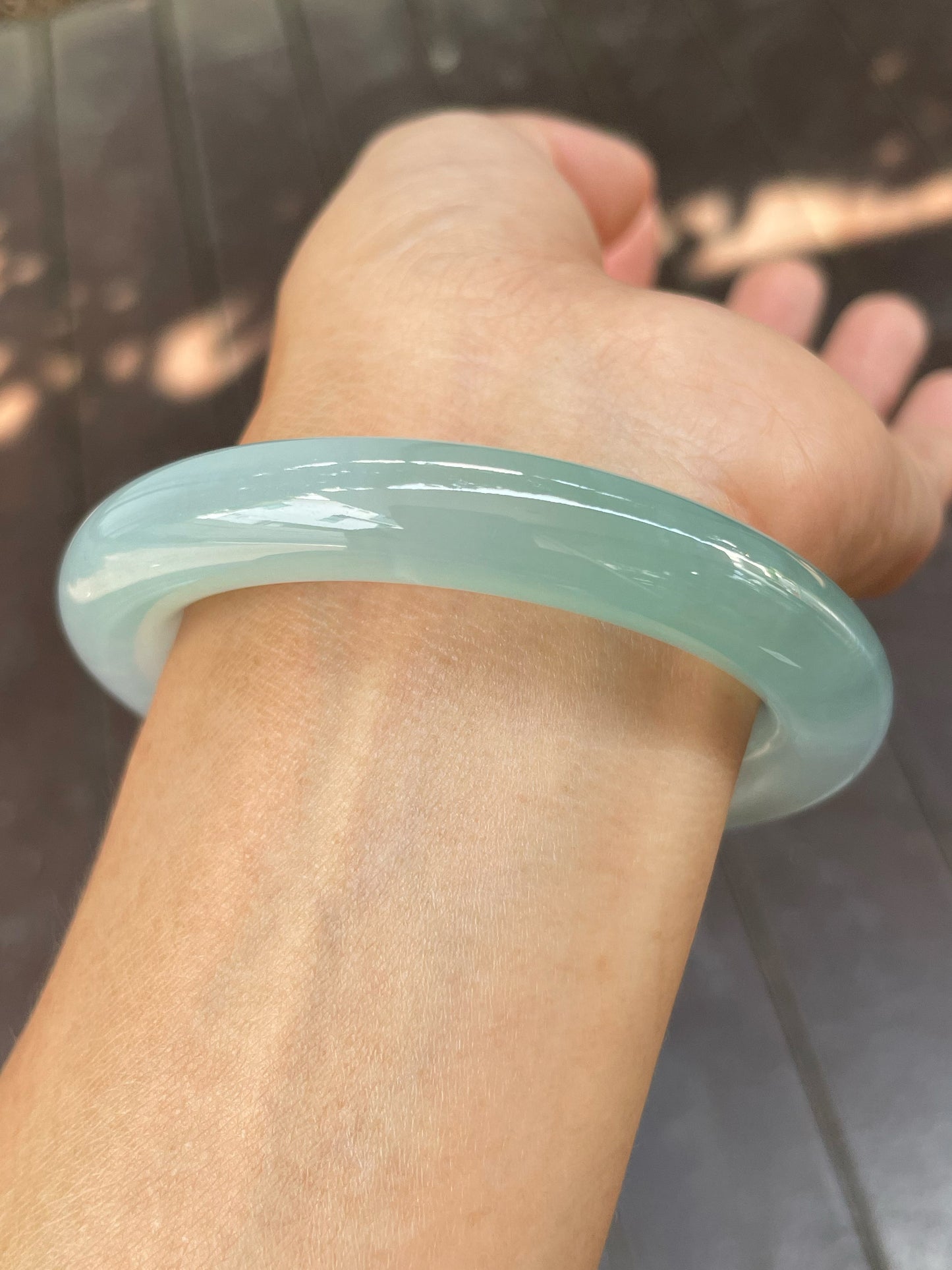 Light Green Jade Bangle | 56mm (NJBA156)