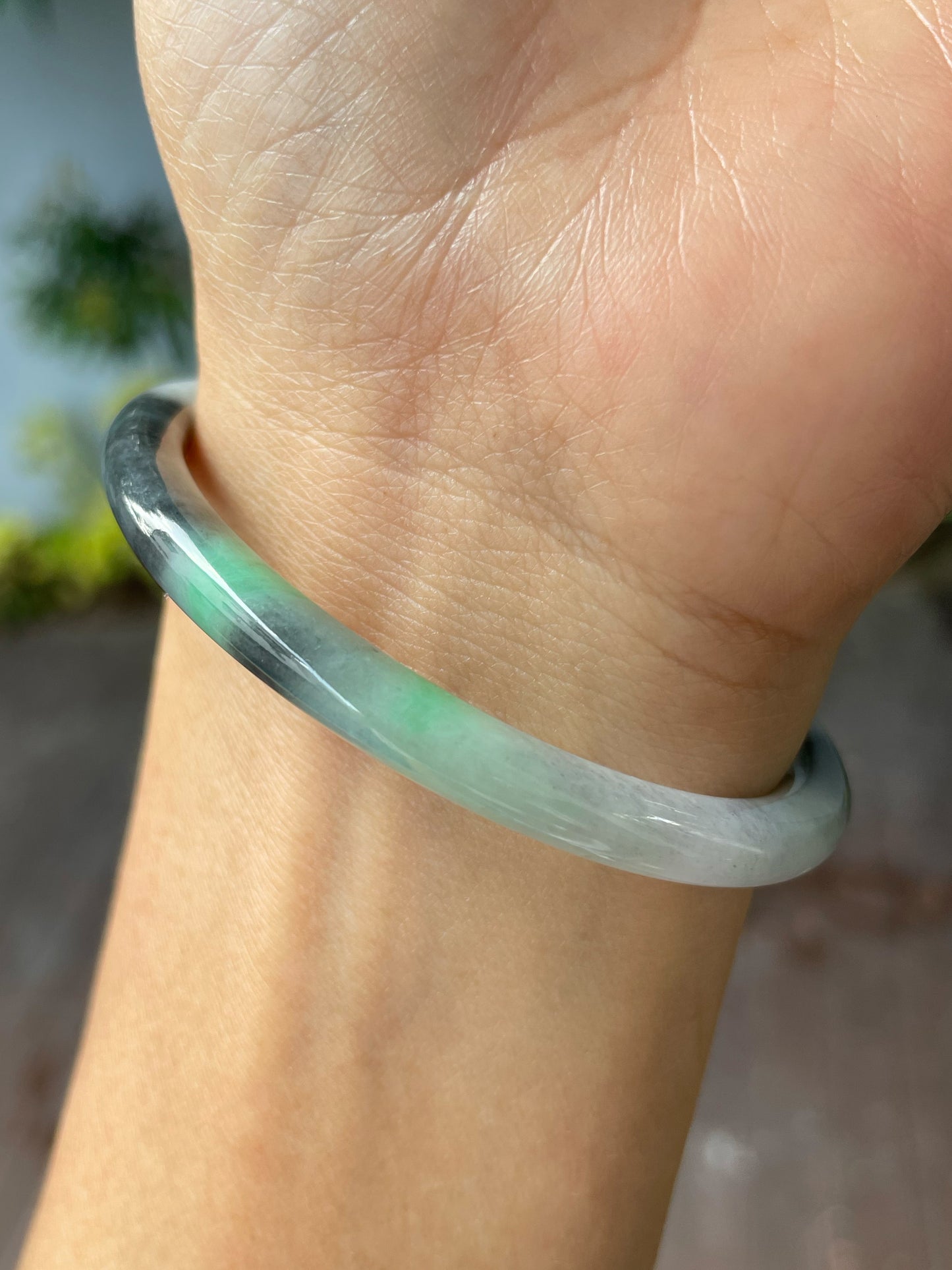 Black With Green Jade Bangle | 56mm (NJBA169)