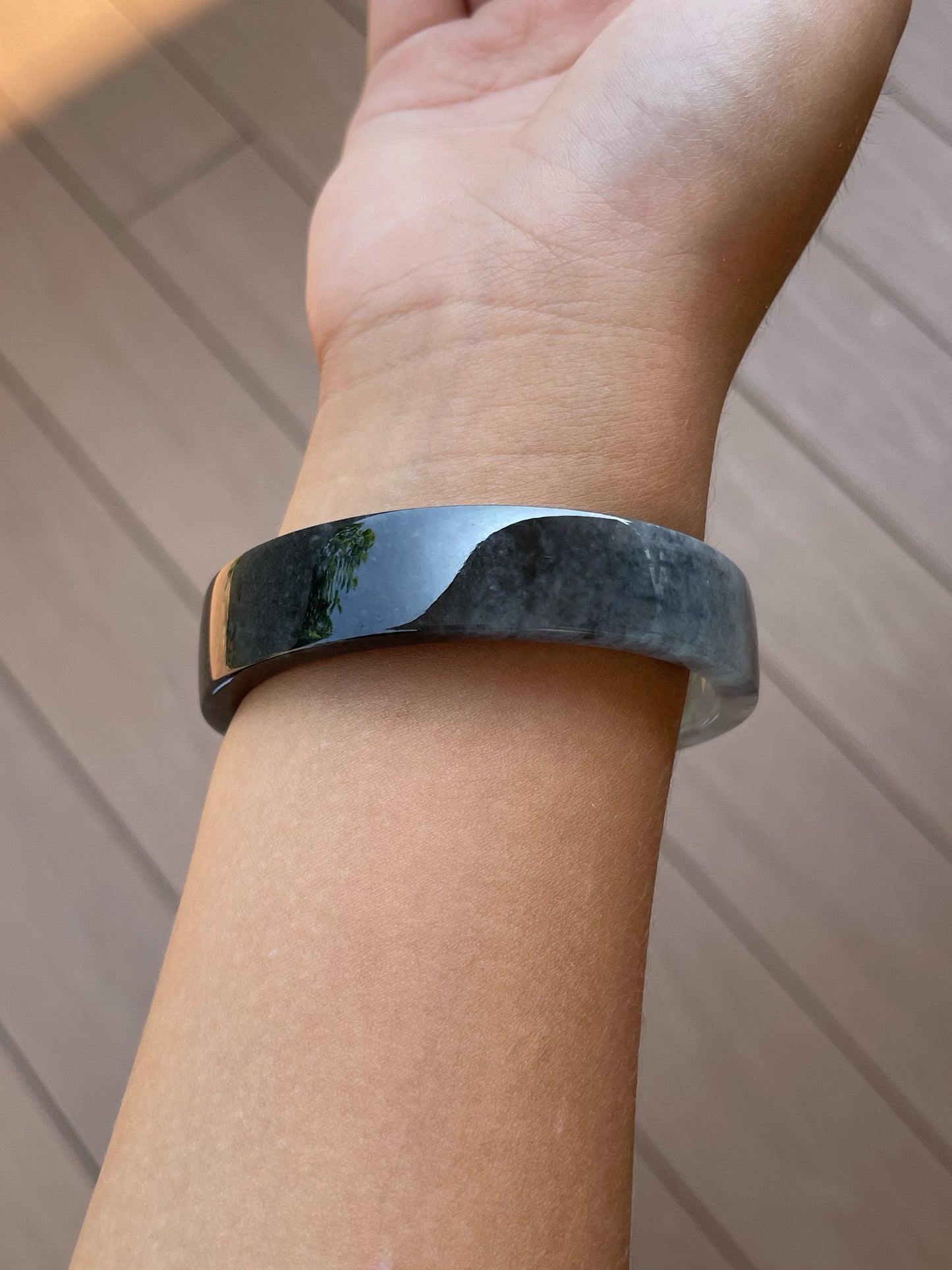 White With Black Jade Bangle | 51mm (NJBA183)