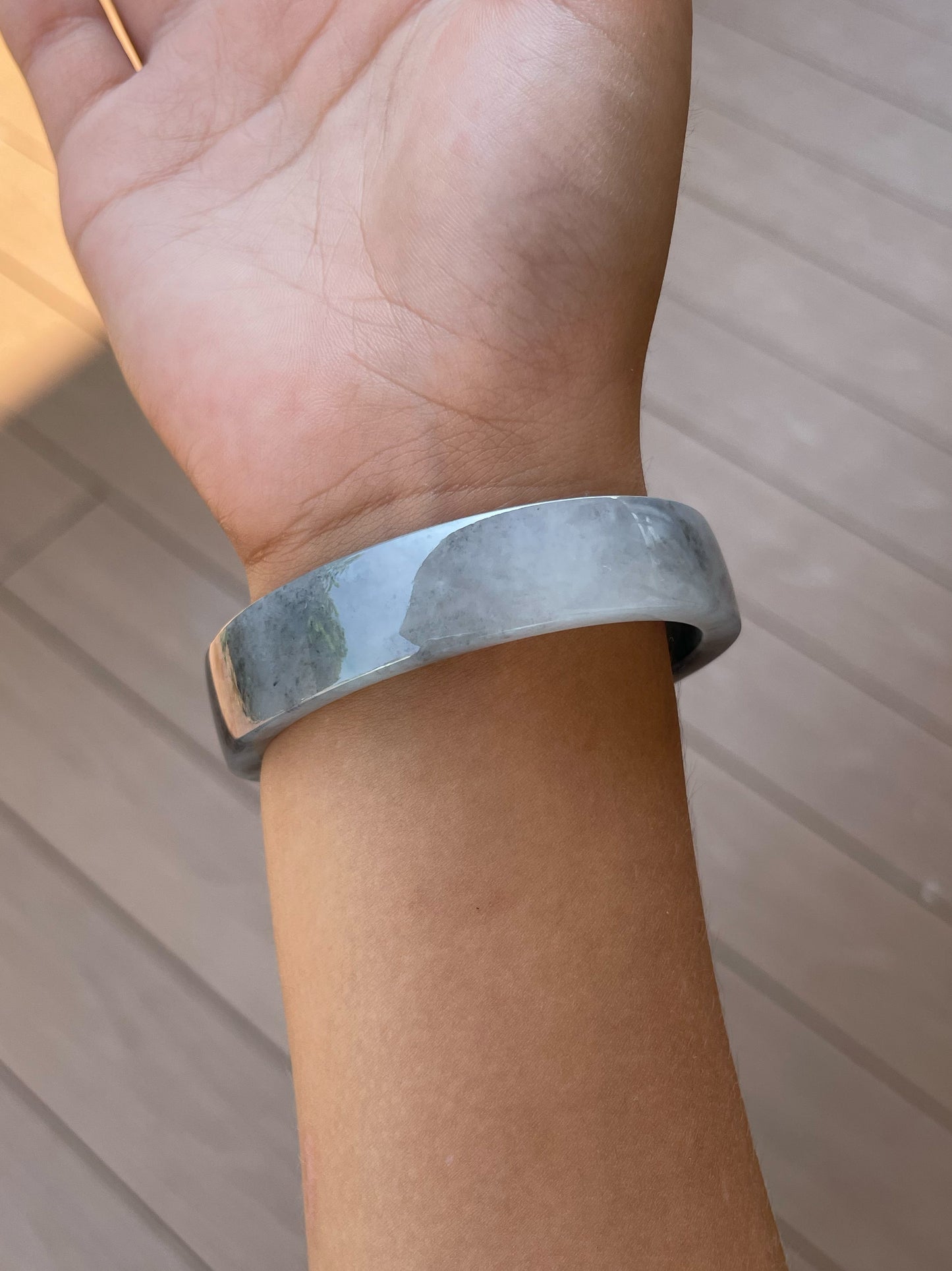 White With Black Jade Bangle | 51mm (NJBA183)