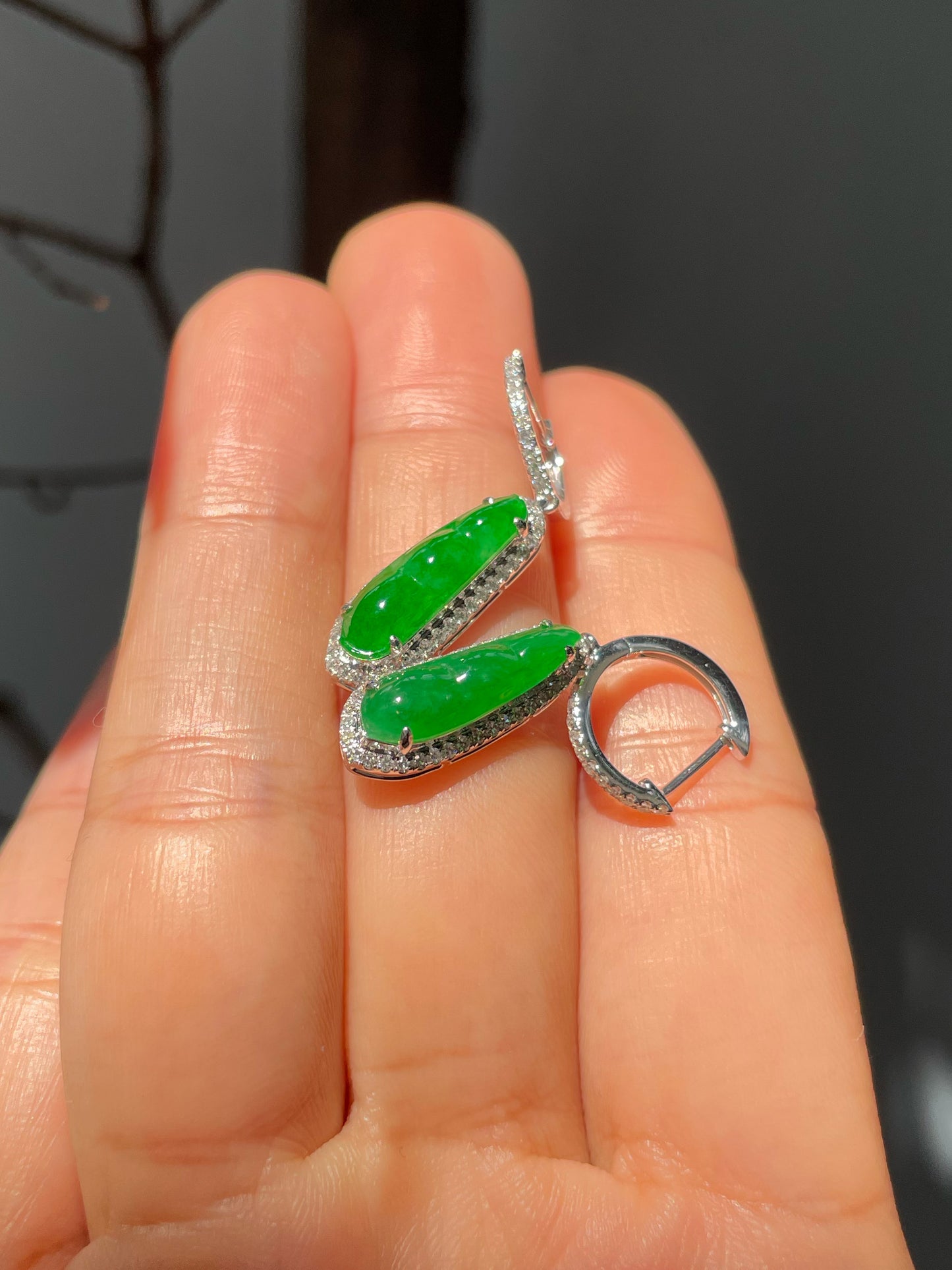 Green Jade Earrings - Peapod Carvings (NJE100)