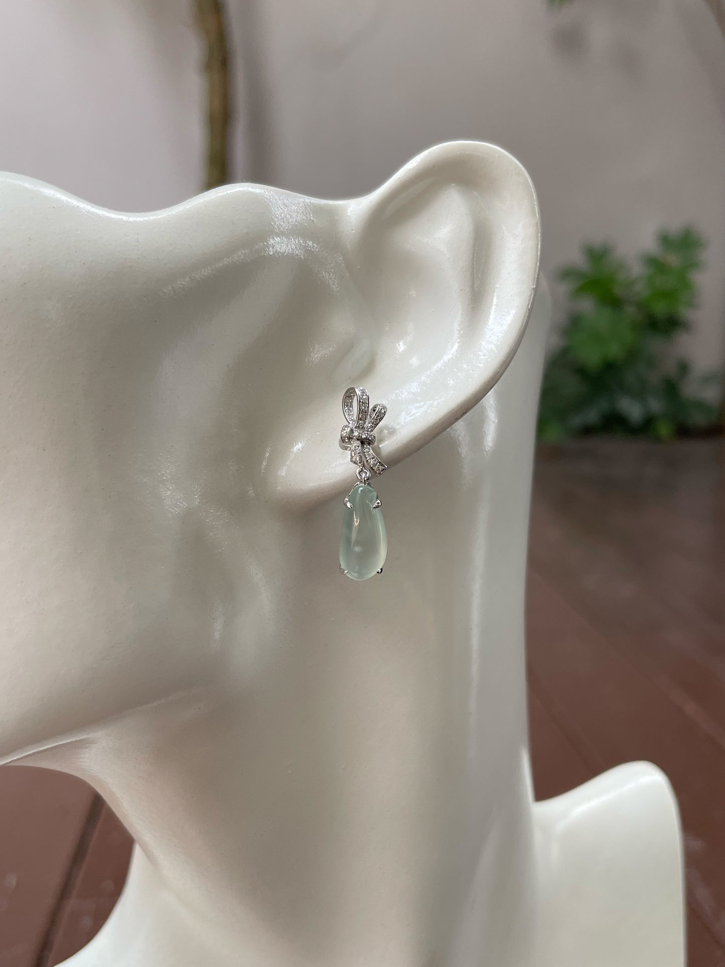 Icy Jade Earrings / Pendants (NJE146)
