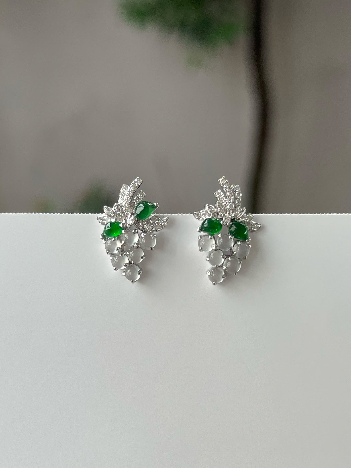 Glassy Jadeite Earrings - Grapes (NJE173)