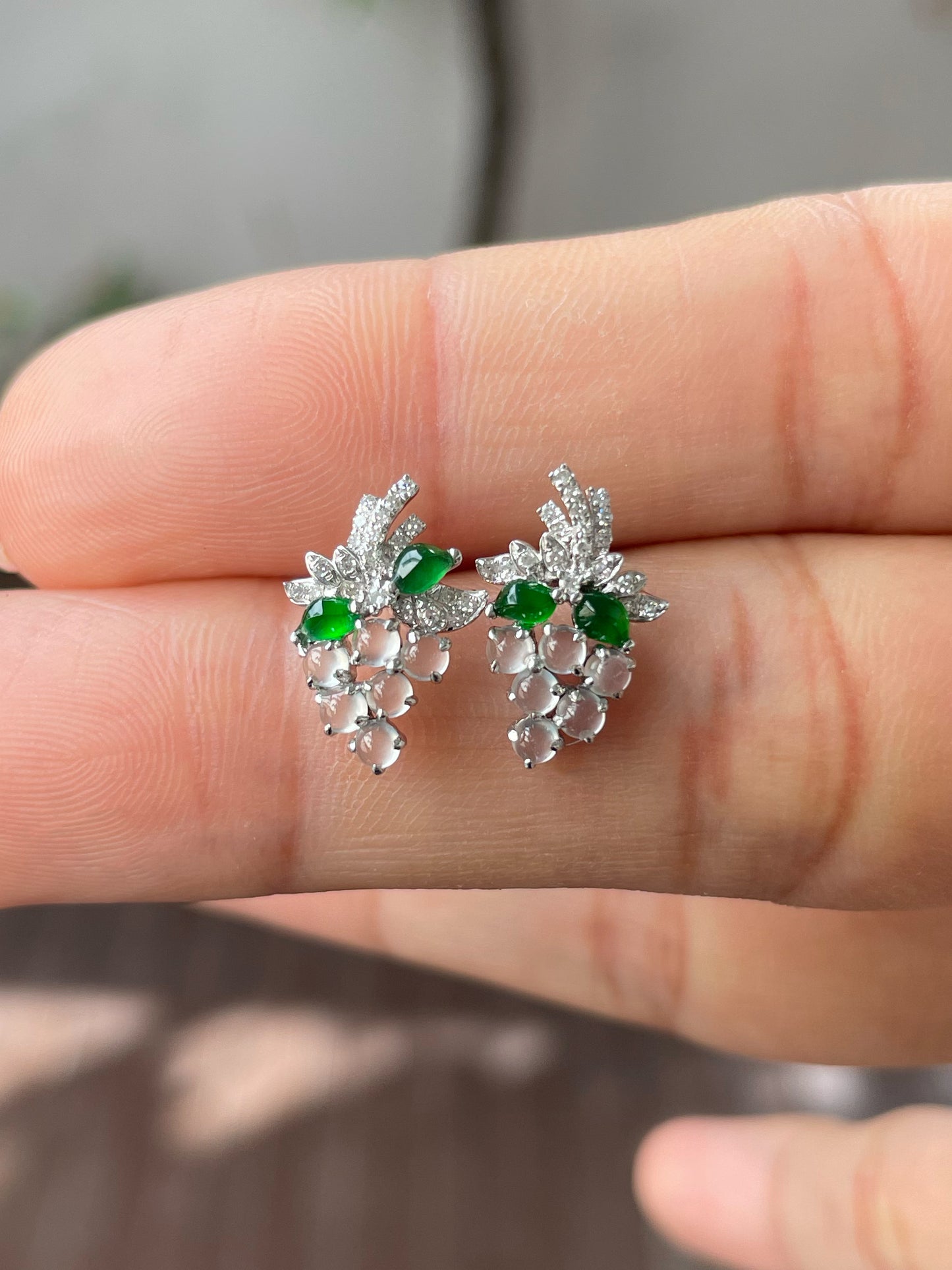Glassy Jadeite Earrings - Grapes (NJE173)