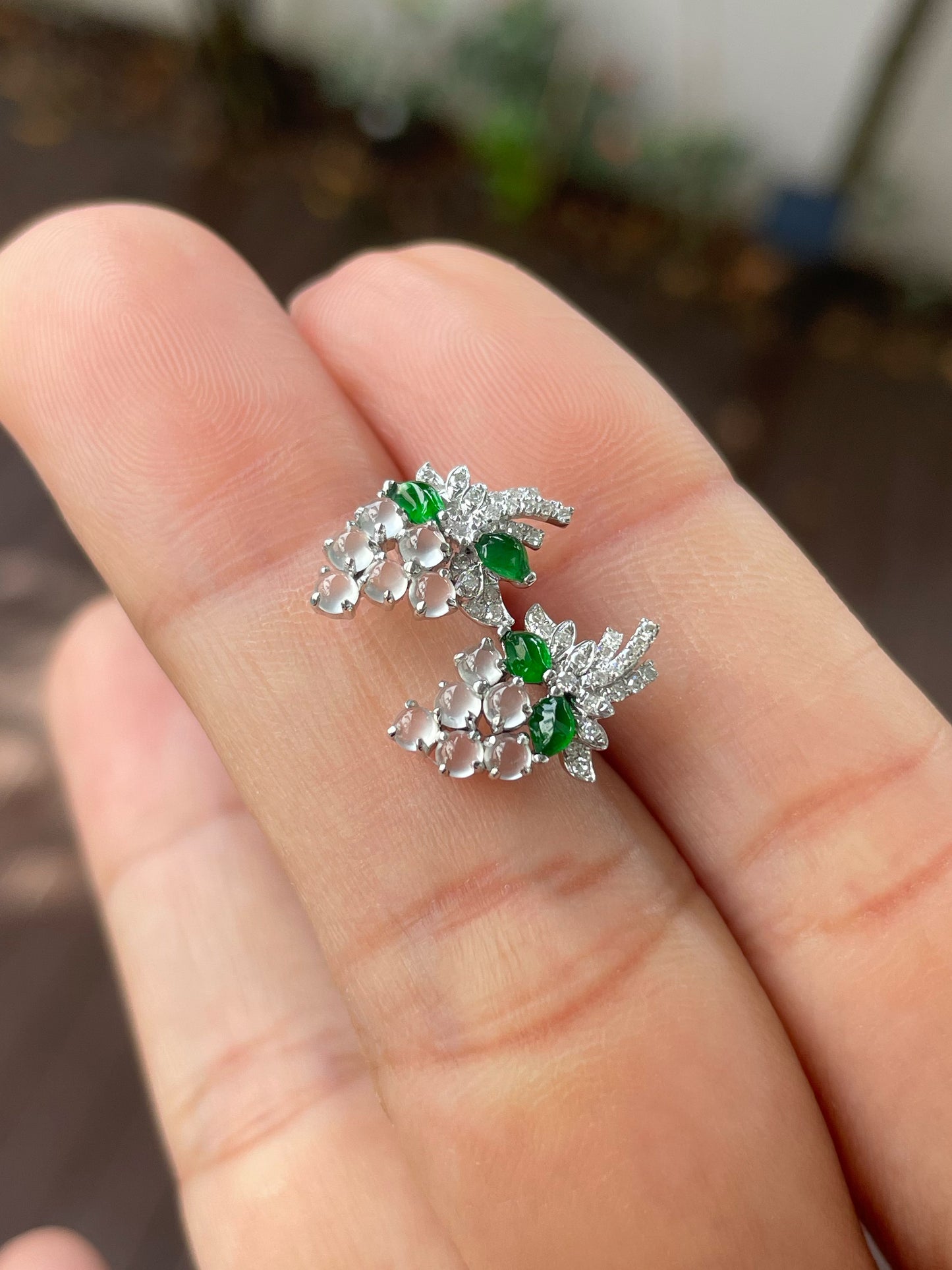 Glassy Jadeite Earrings - Grapes (NJE173)