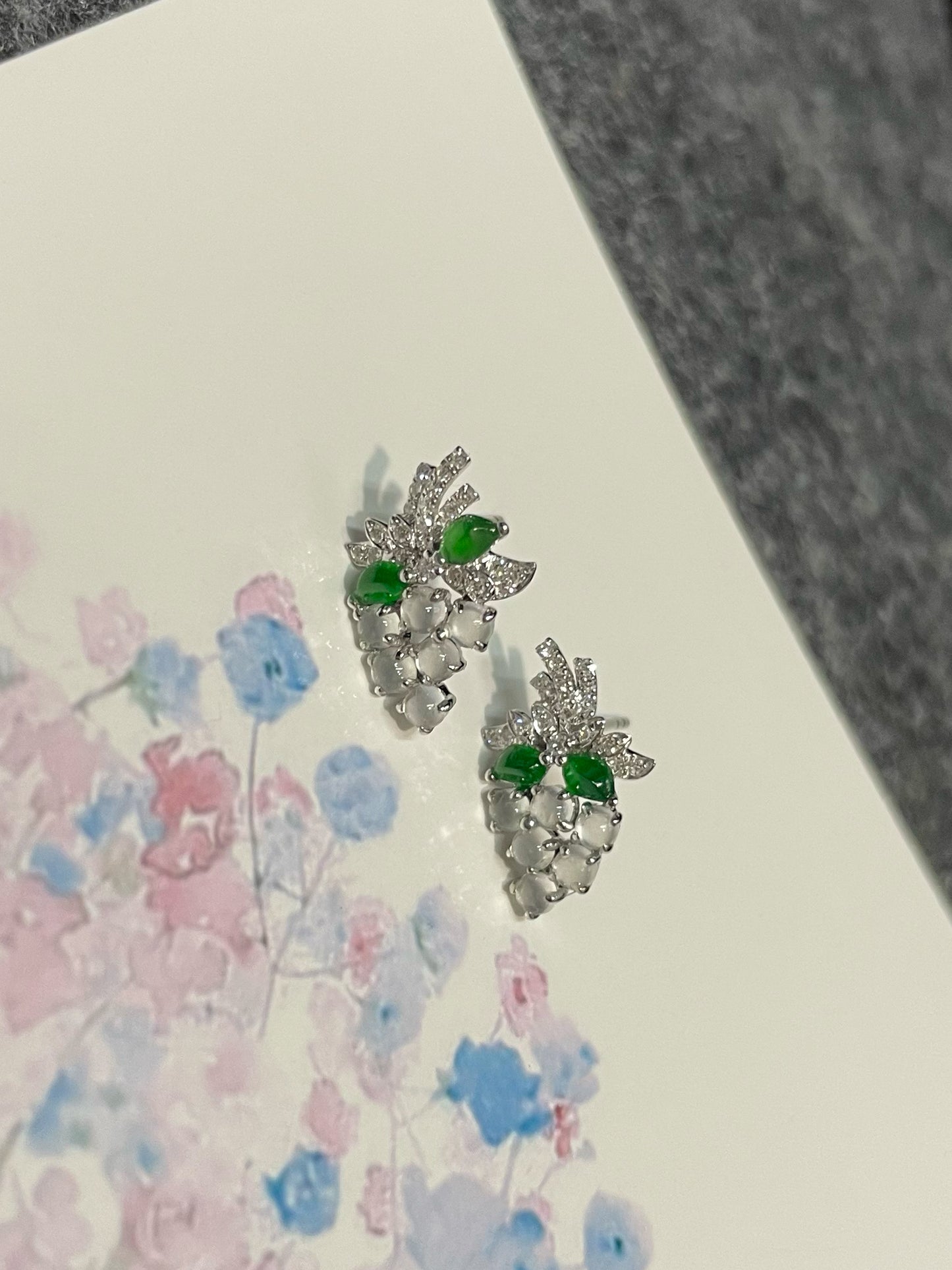 Glassy Jadeite Earrings - Grapes (NJE173)