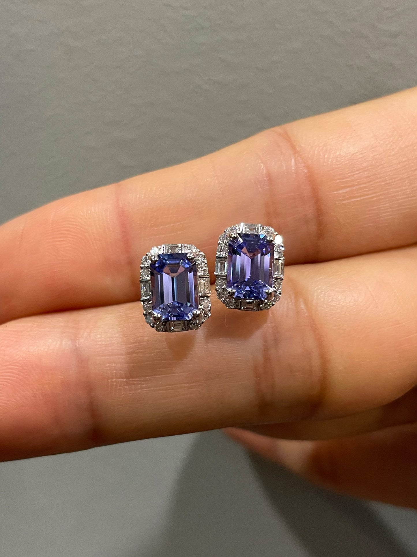 Tanzanite Earrings - 2.35CTS (NJE182)