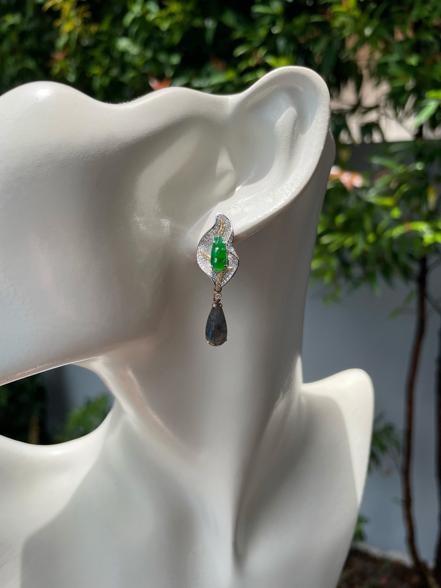 Green Jade Earrings - Peapod Carvings (NJE186)