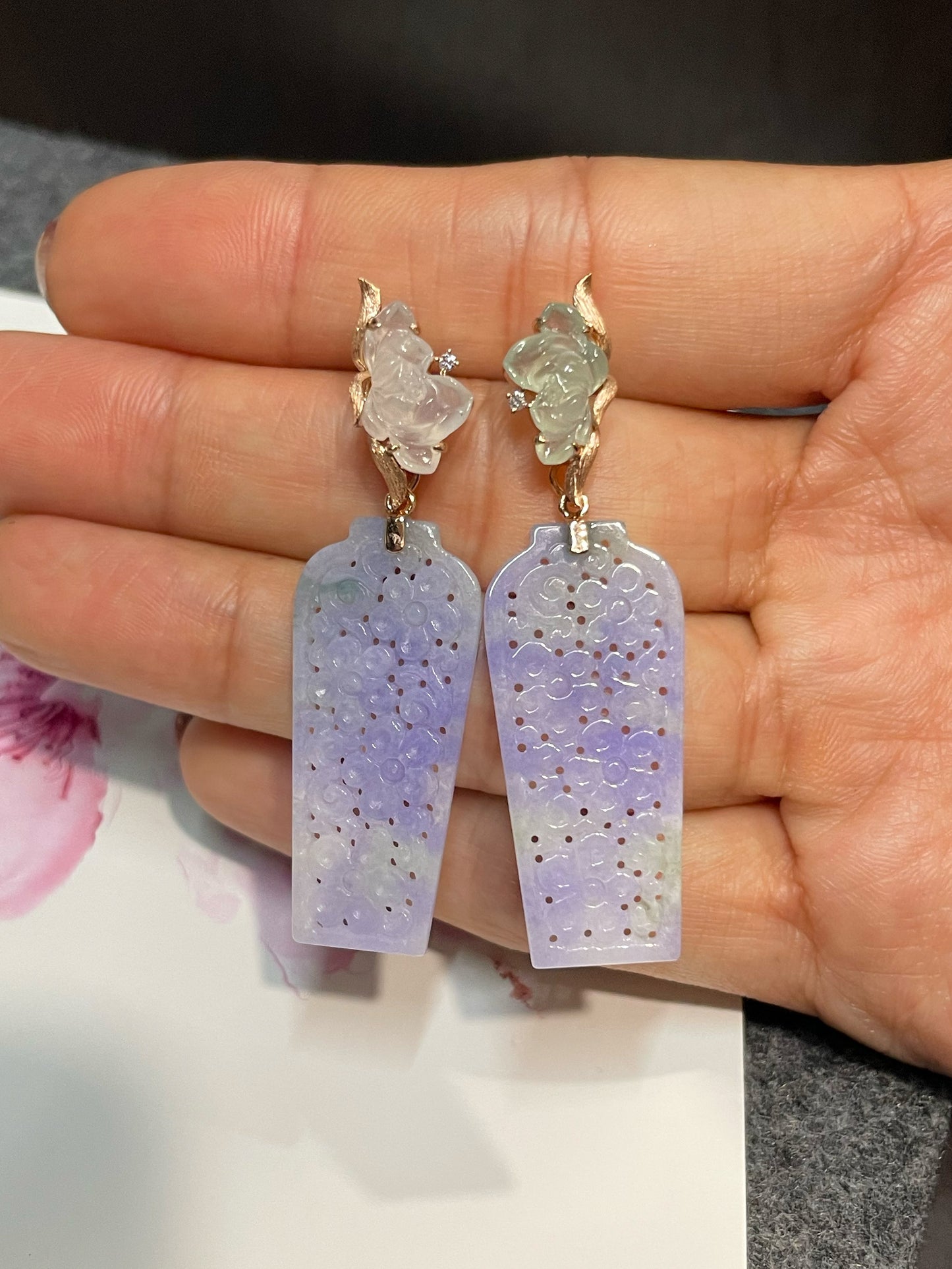 Lavender Jadeite Earrings - Lotus In Vase (NJE194)