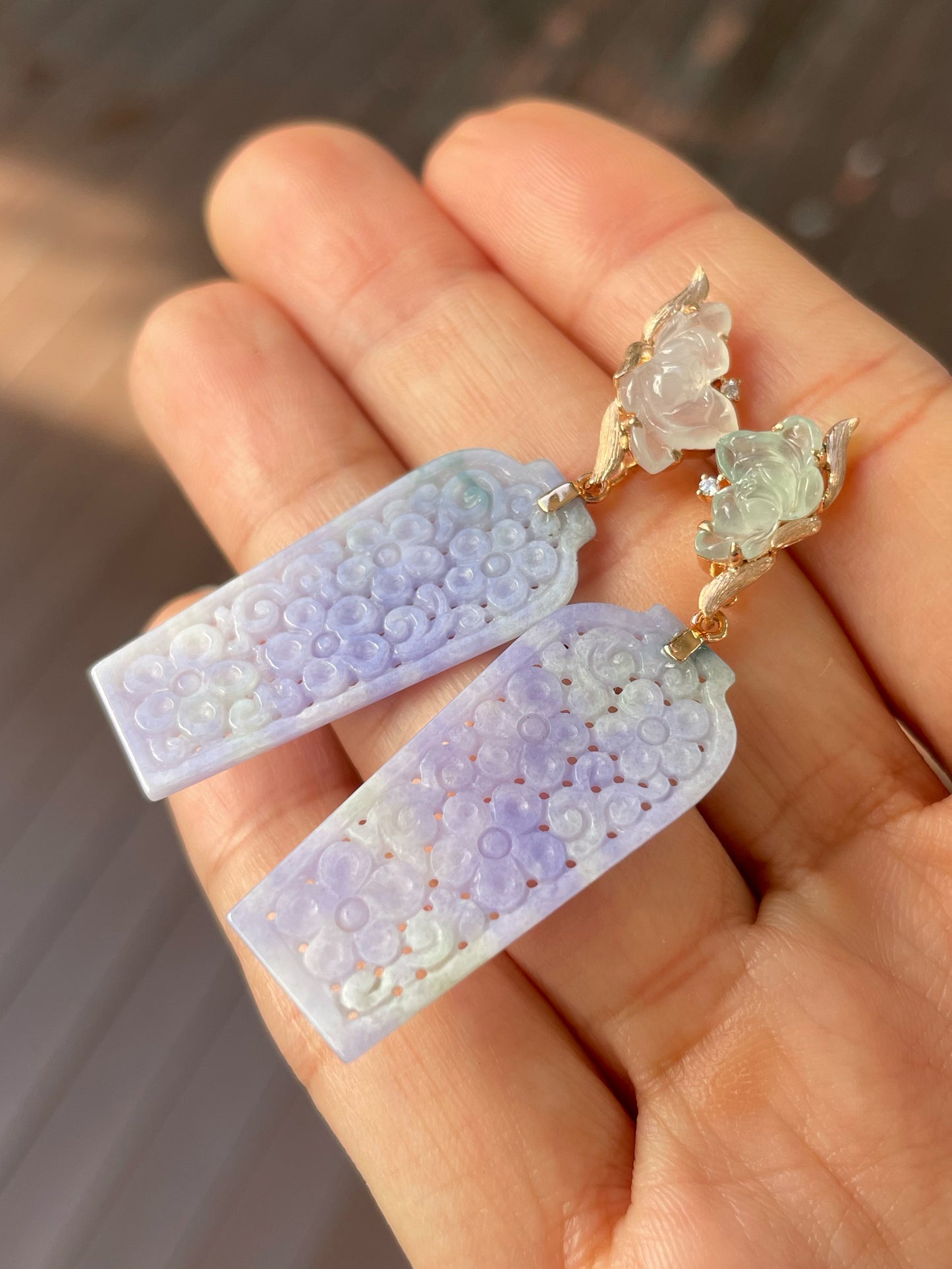 Lavender Jadeite Earrings - Lotus In Vase (NJE194)