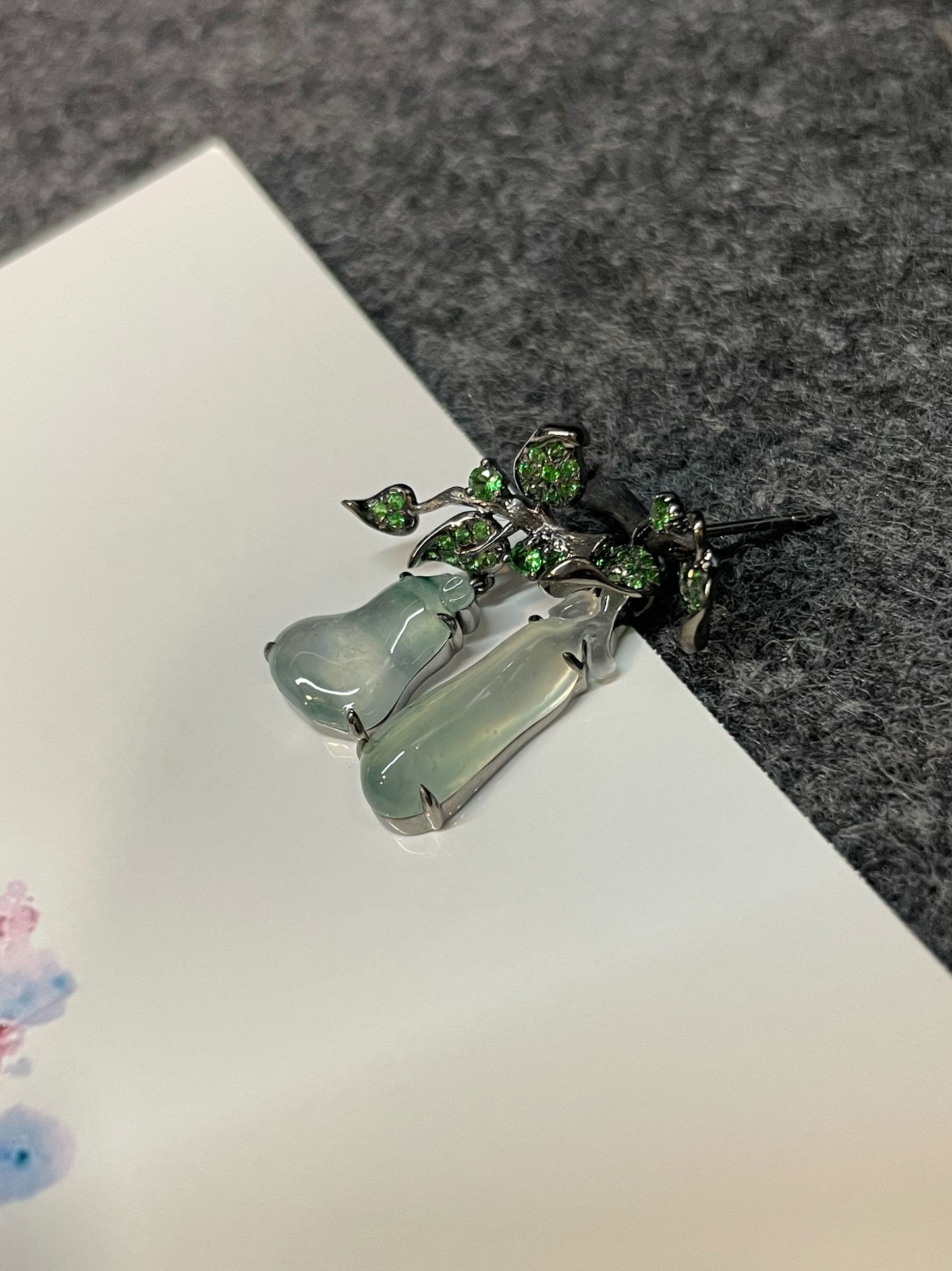 Icy Jade Earrings - Gourds (NJE205)
