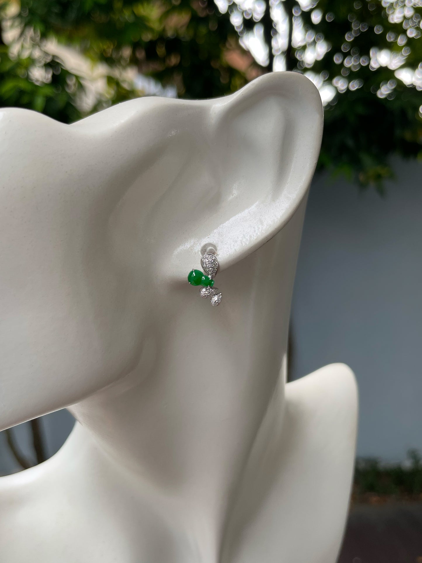 Green Jadeite Earrings - Hu Lu (NJE216)