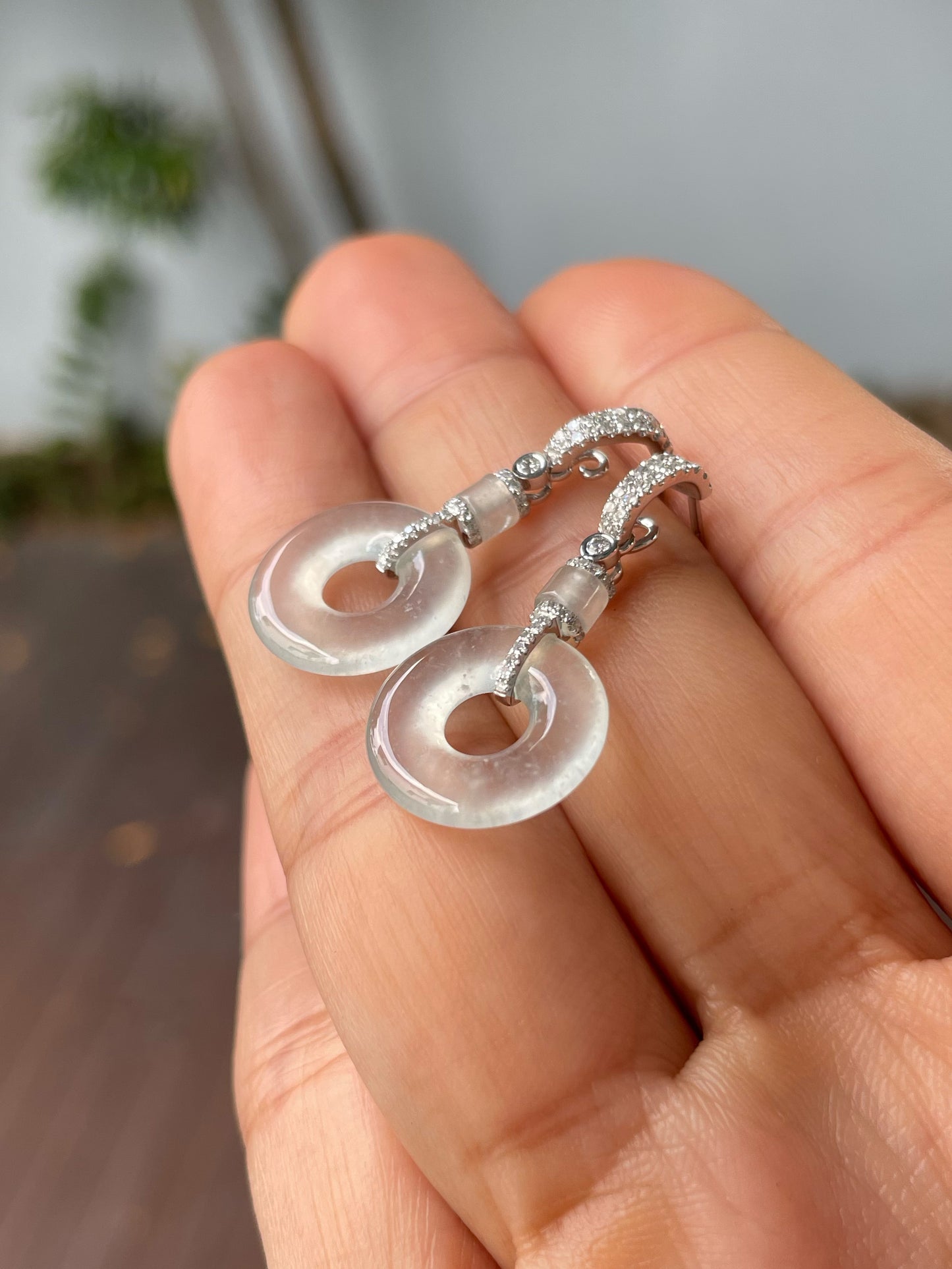 Glassy Jadeite Earrings - Safety Coin (NJE220)