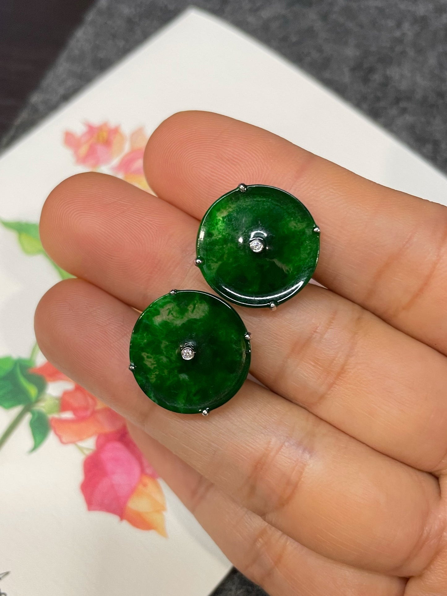 Green Jadeite Safety Coin Earrings - 平安扣 (NJE235)