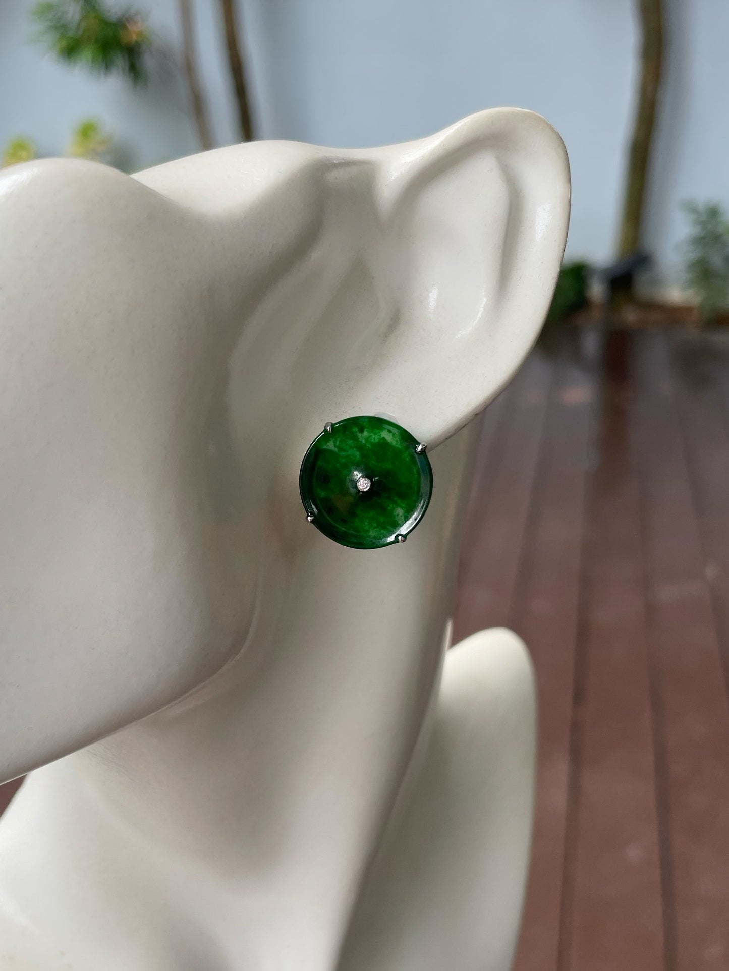 Green Jadeite Safety Coin Earrings - 平安扣 (NJE235)