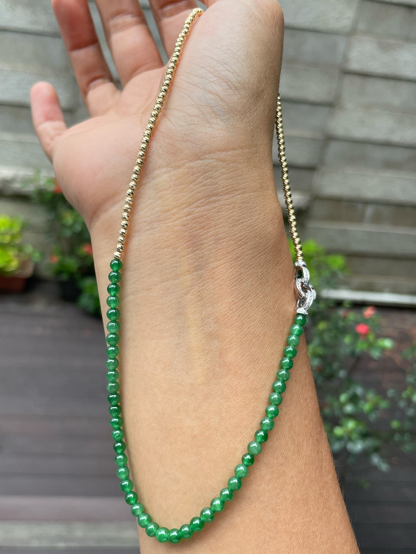 Green Jade Necklace - Round Beads (NJN033)