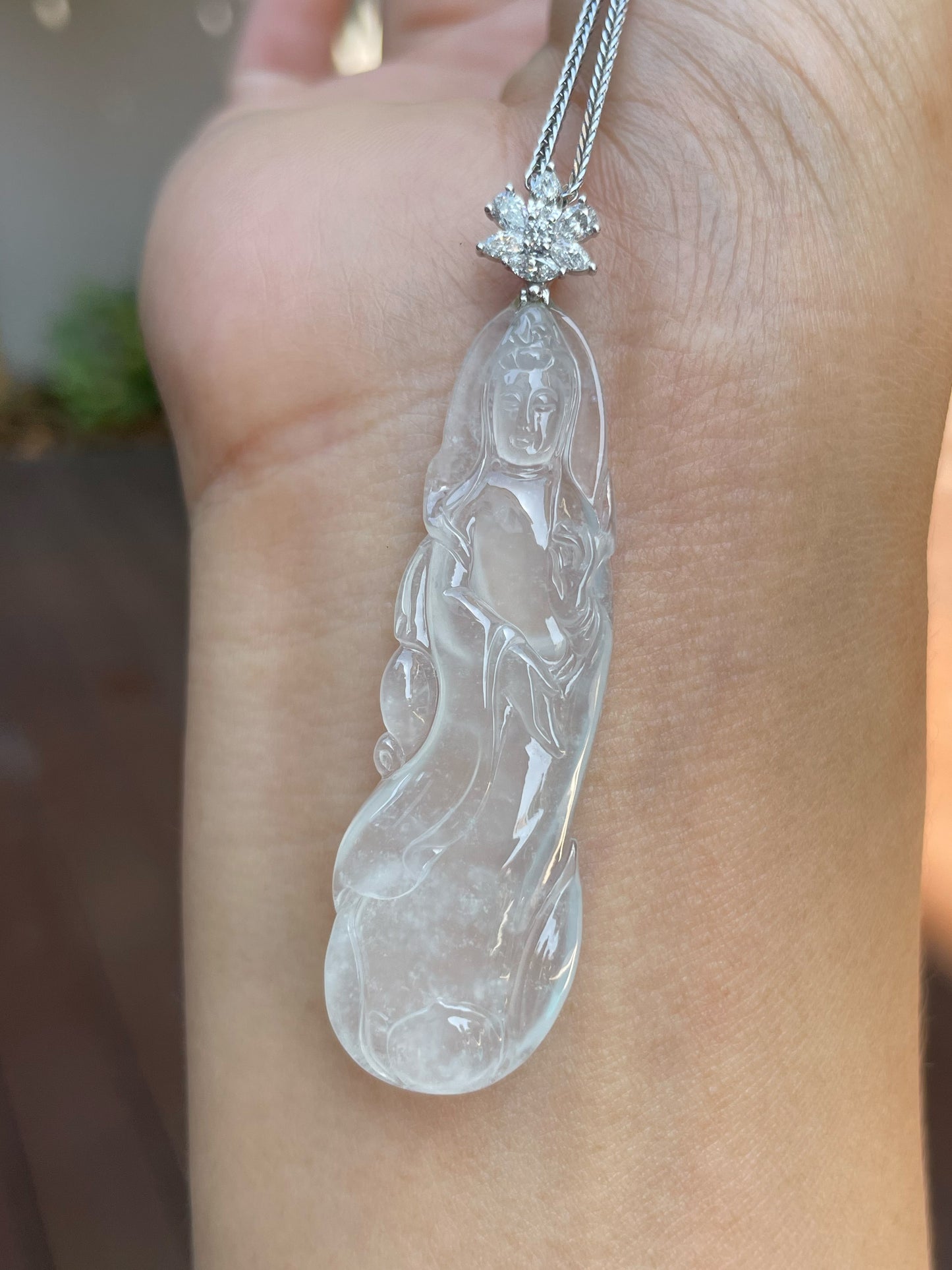 Glassy Jadeite Pendant - Guan Yin 观音 (NJP013)