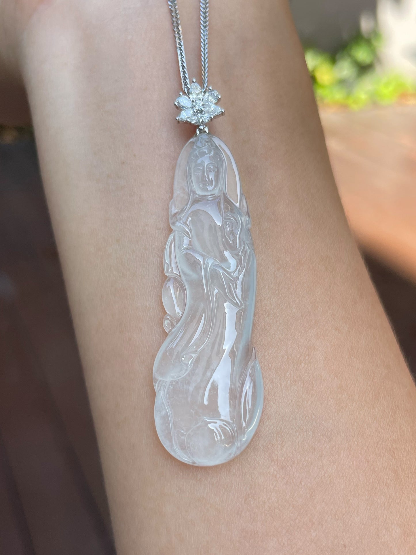 Glassy Jadeite Pendant - Guan Yin 观音 (NJP013)