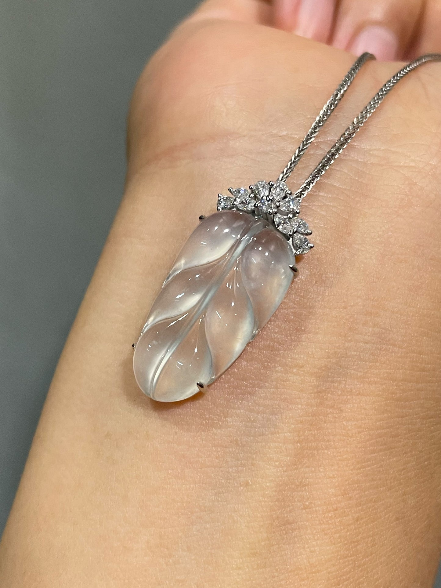 Icy Jadeite Pendant - Leaf Carving 叶子 (NJP015)