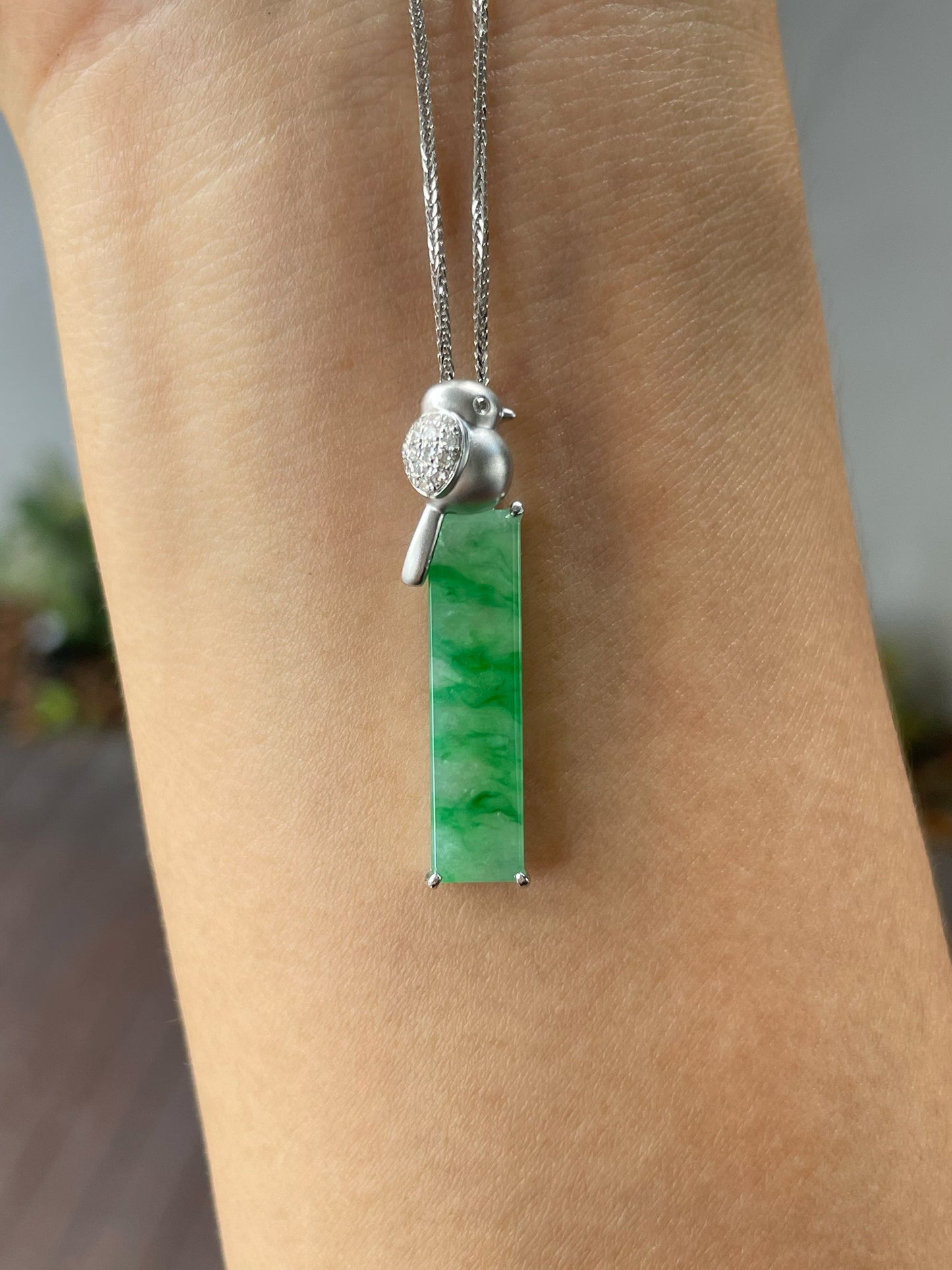 Green Jadeite Pendant (NJP065)