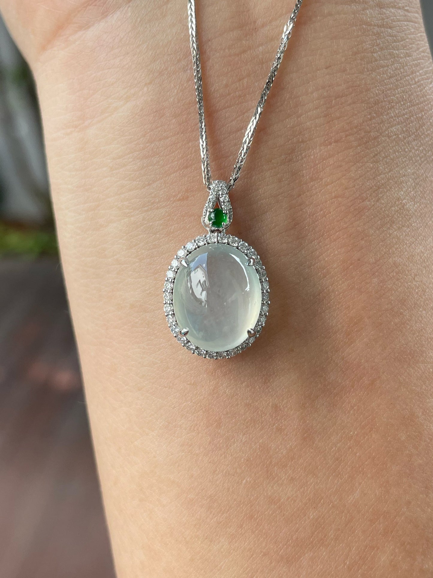 Glassy Jade Cabochon Pendant (NJP071)