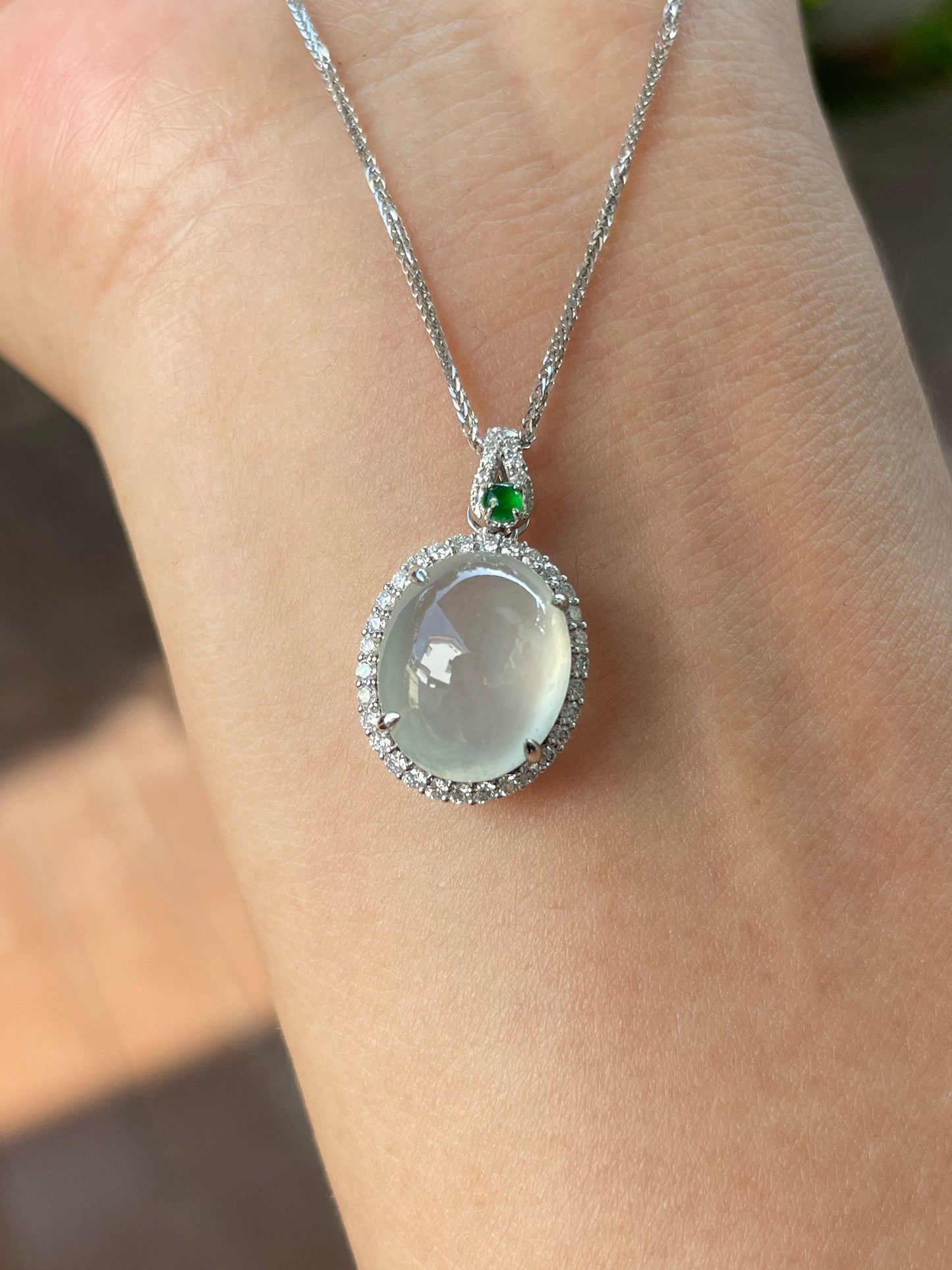 Glassy Jade Cabochon Pendant (NJP071)