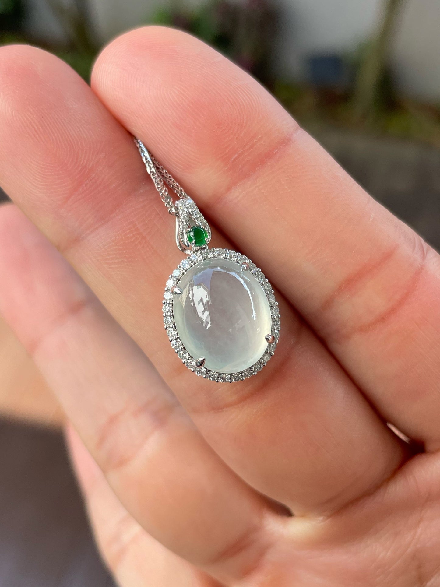 Glassy Jade Cabochon Pendant (NJP071)
