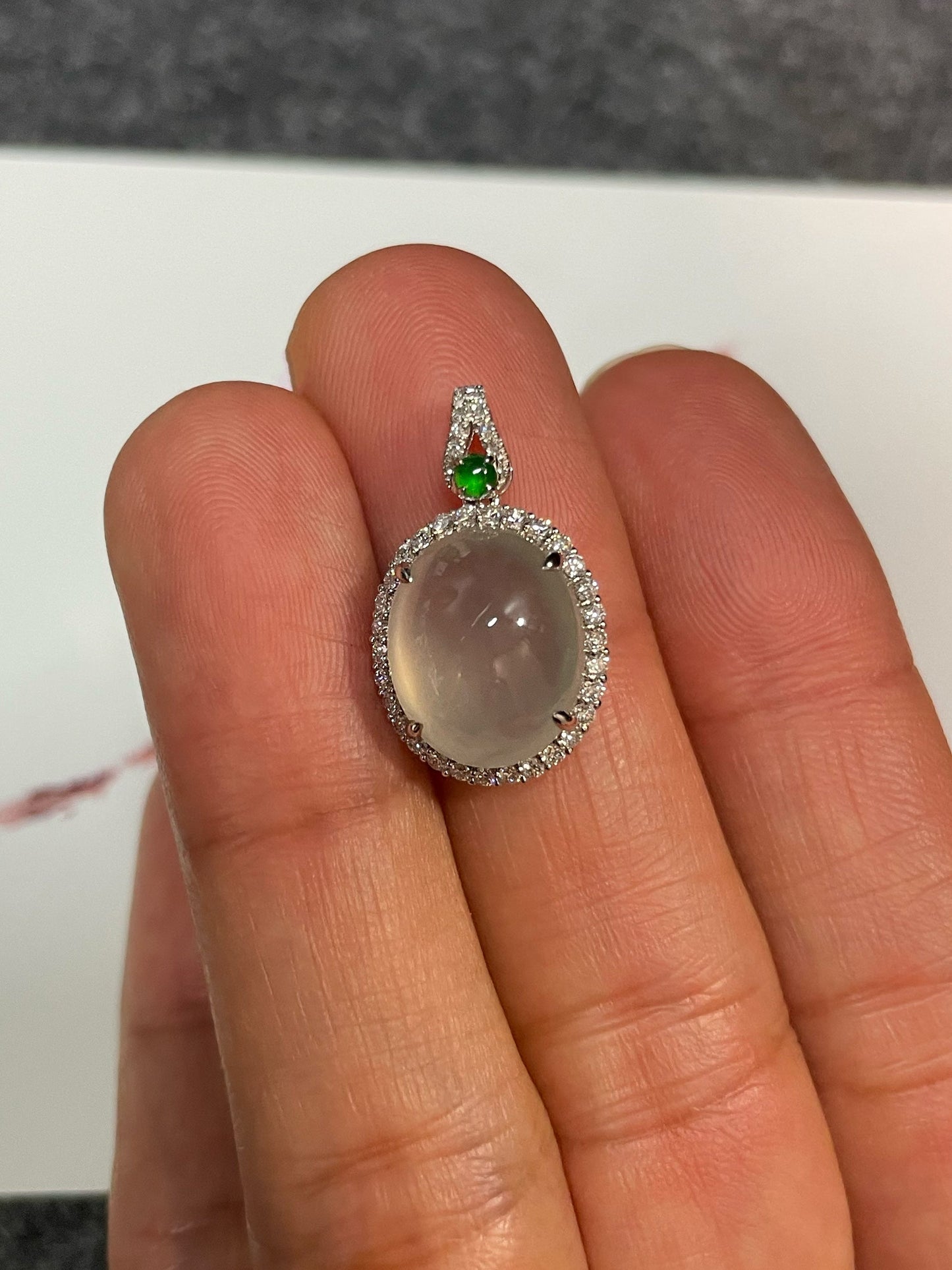 Glassy Jade Cabochon Pendant (NJP071)