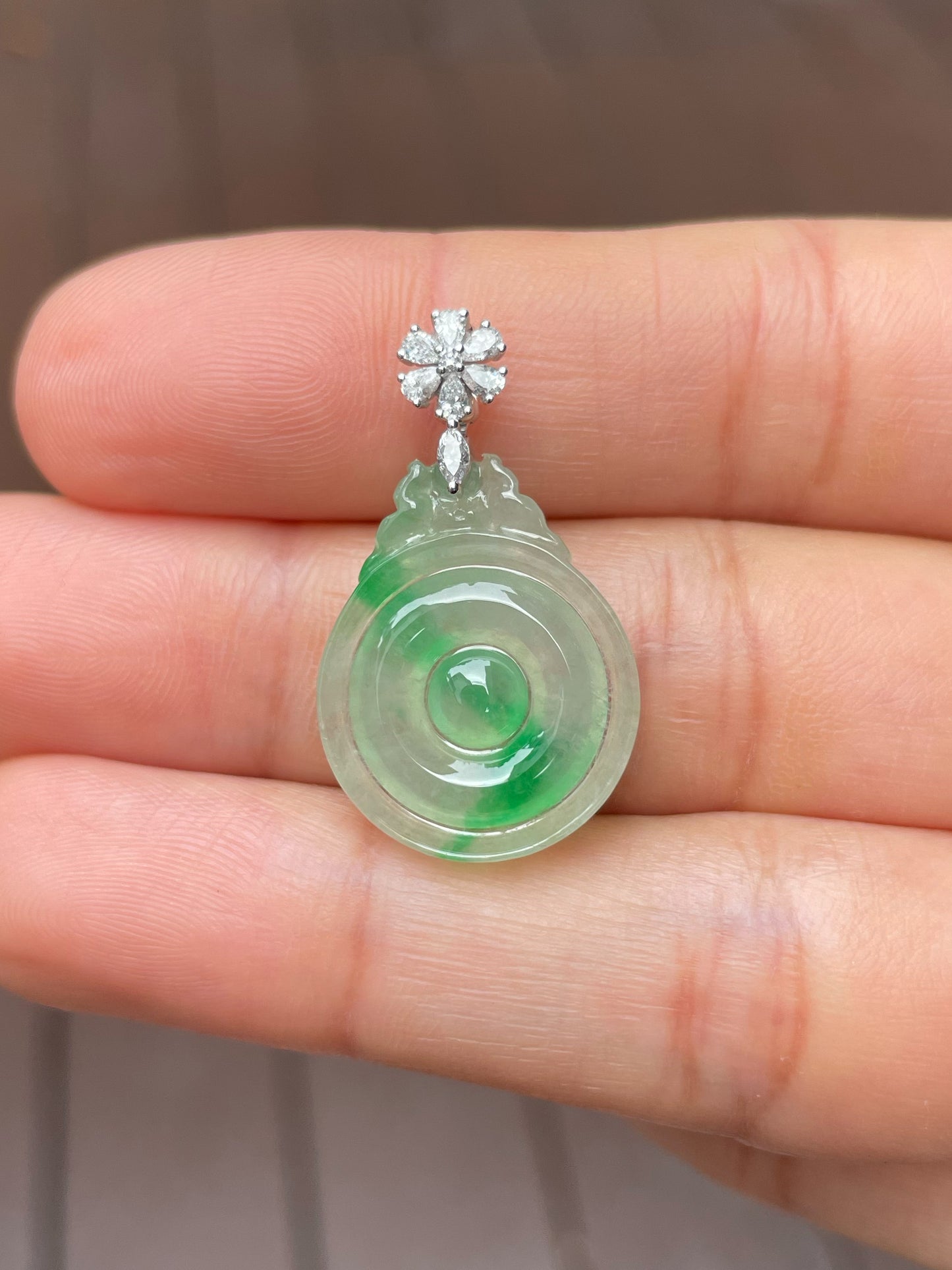 Icy Green Jadeite Pendant - 福贝 (NJP073)