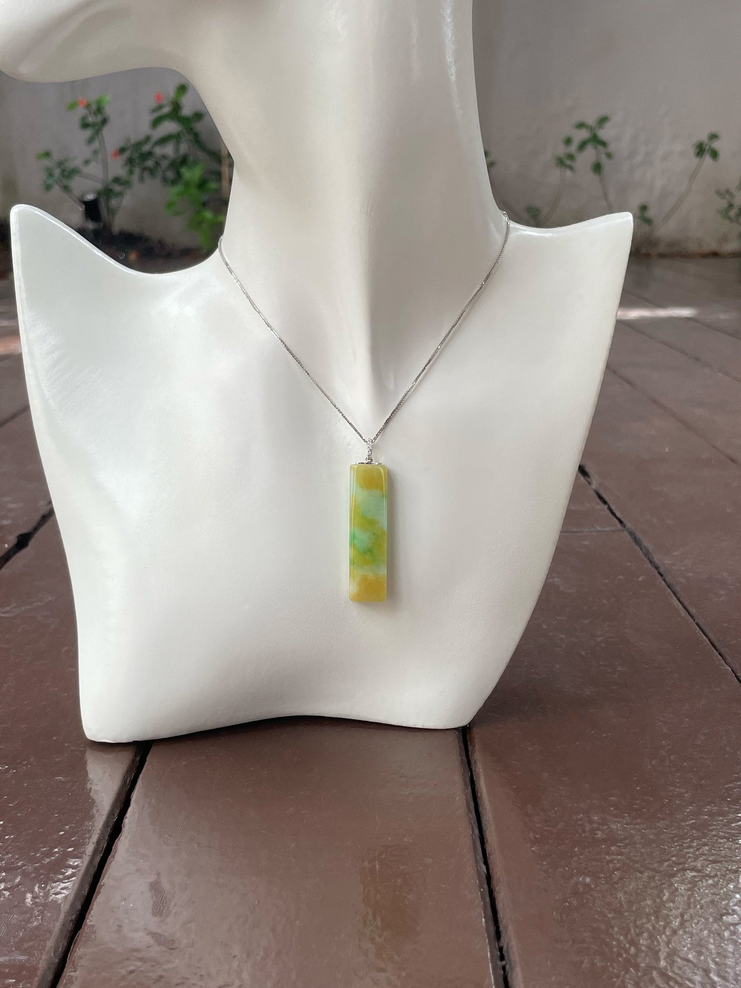 Yellow With Green Jade Pendant (NJP078)