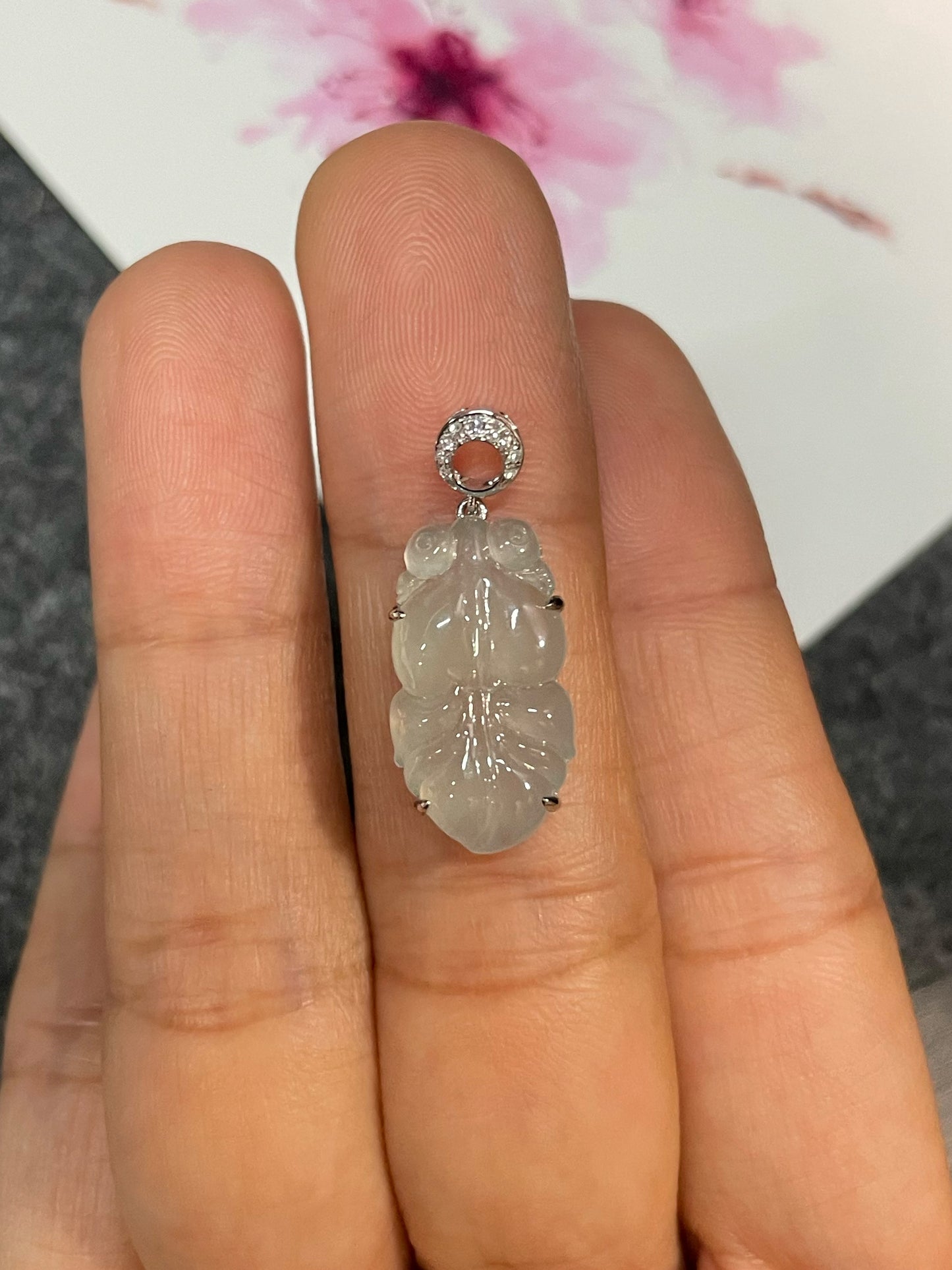 Icy Goldfish Jade Pendant (NJP079)