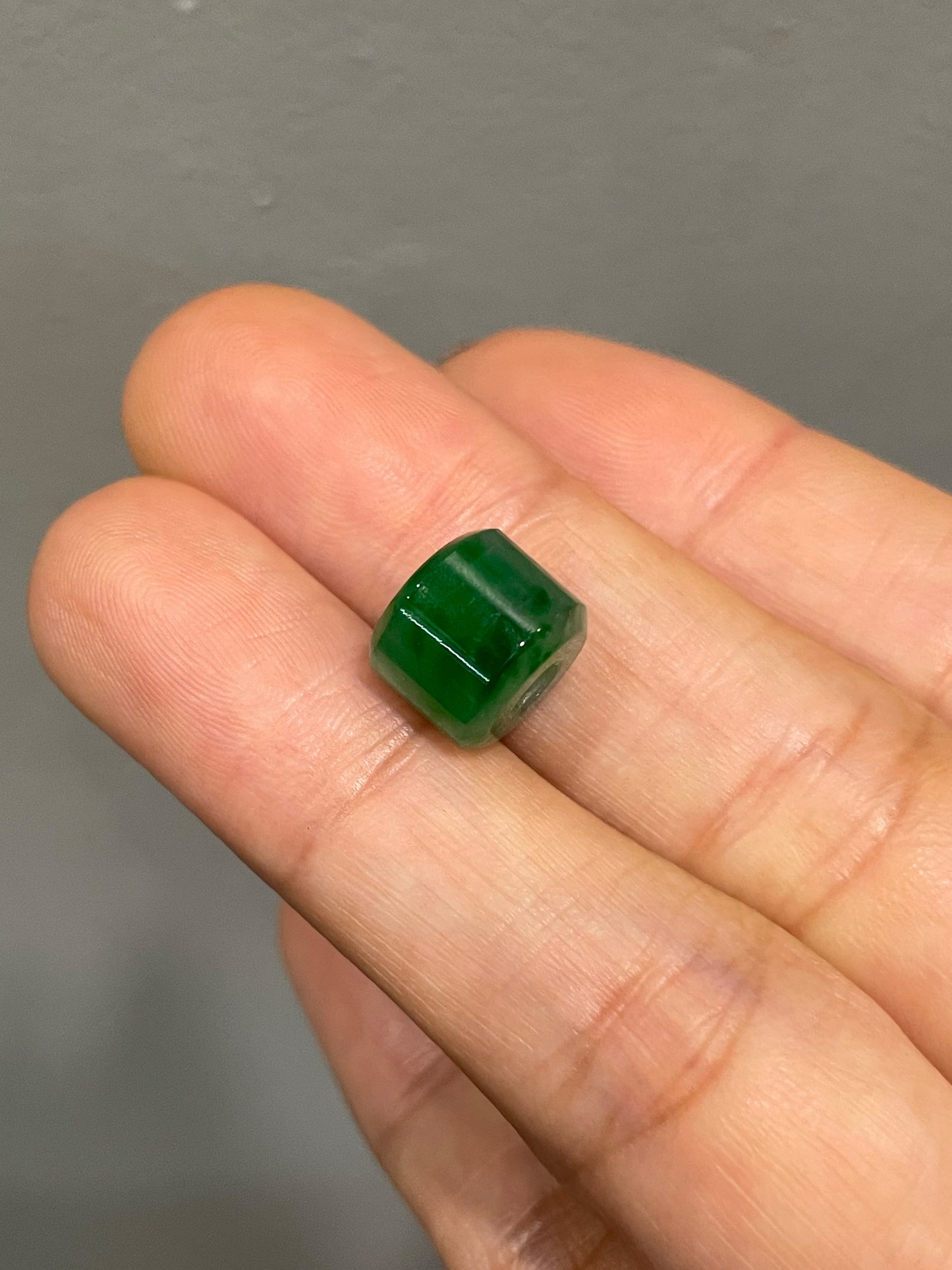 Green Jade Barrel Pendant - Lu Lu Tong 路路通 (NJP102)