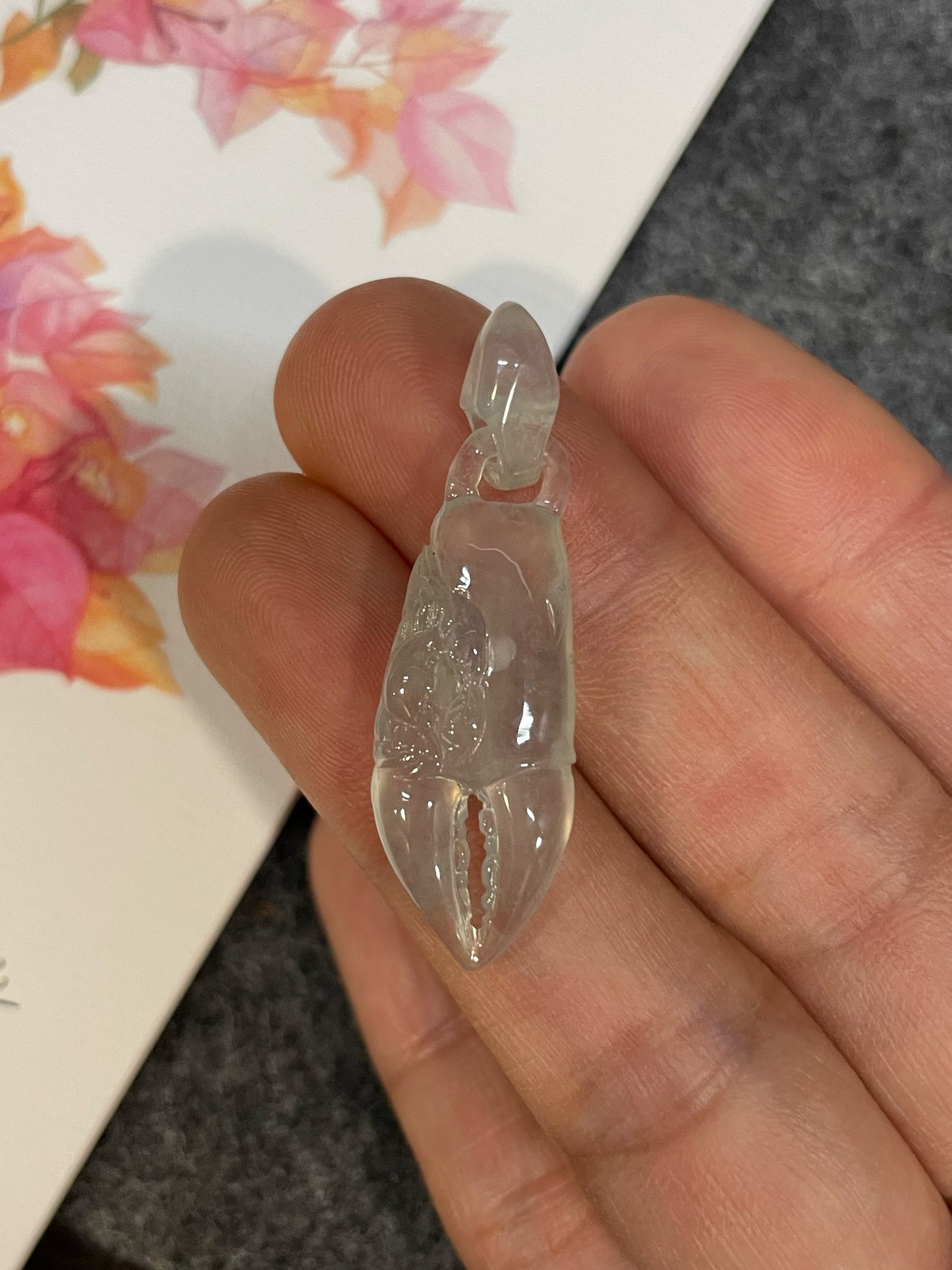 Icy Jade Pendant - Crab Claw (NJP112)