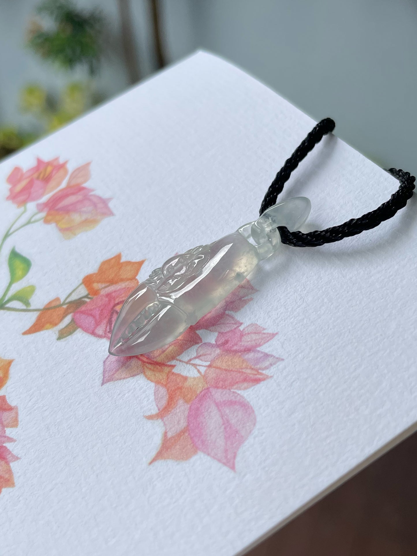 Icy Jade Pendant - Crab Claw (NJP112)