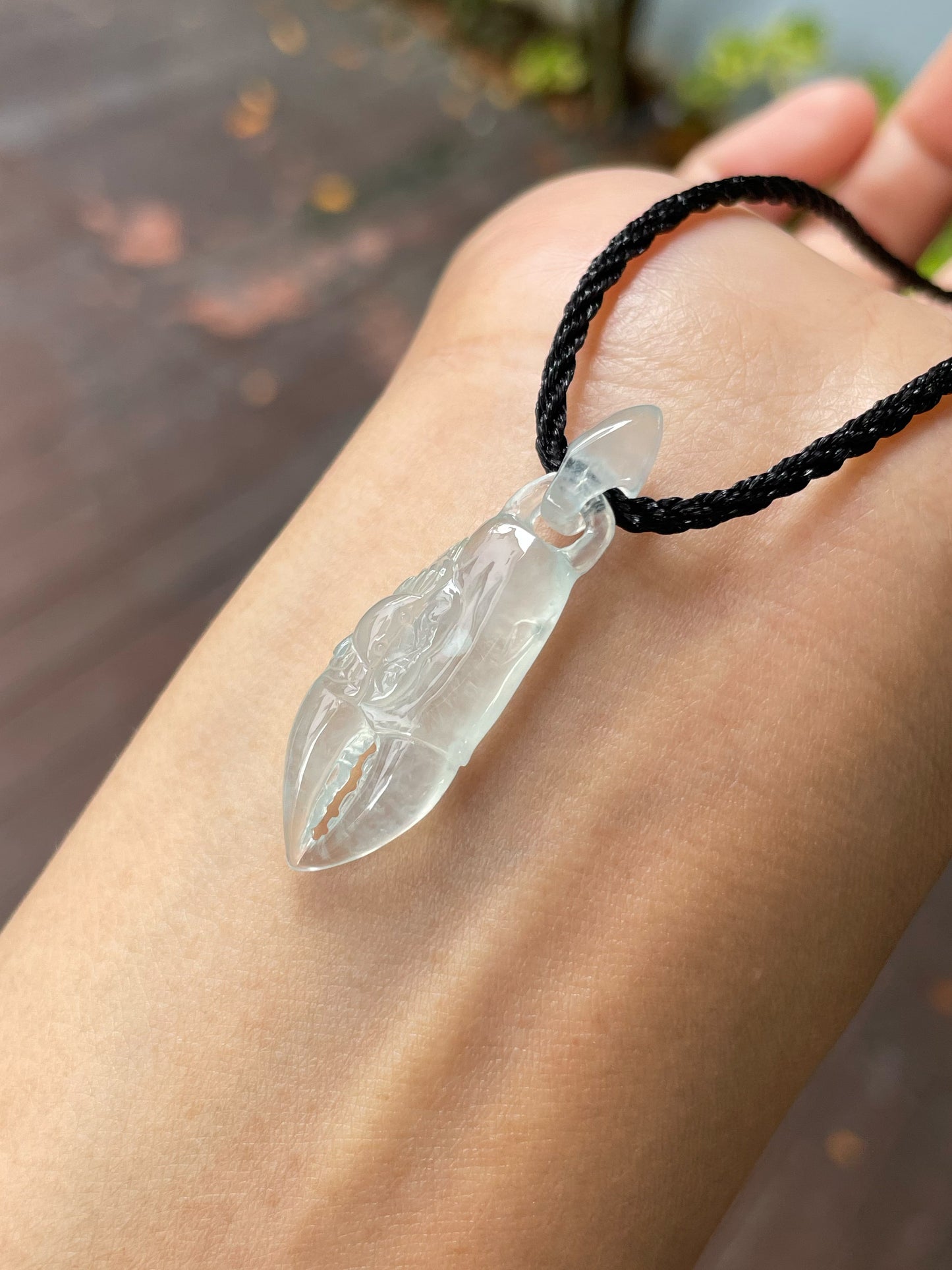 Icy Jade Pendant - Crab Claw (NJP112)