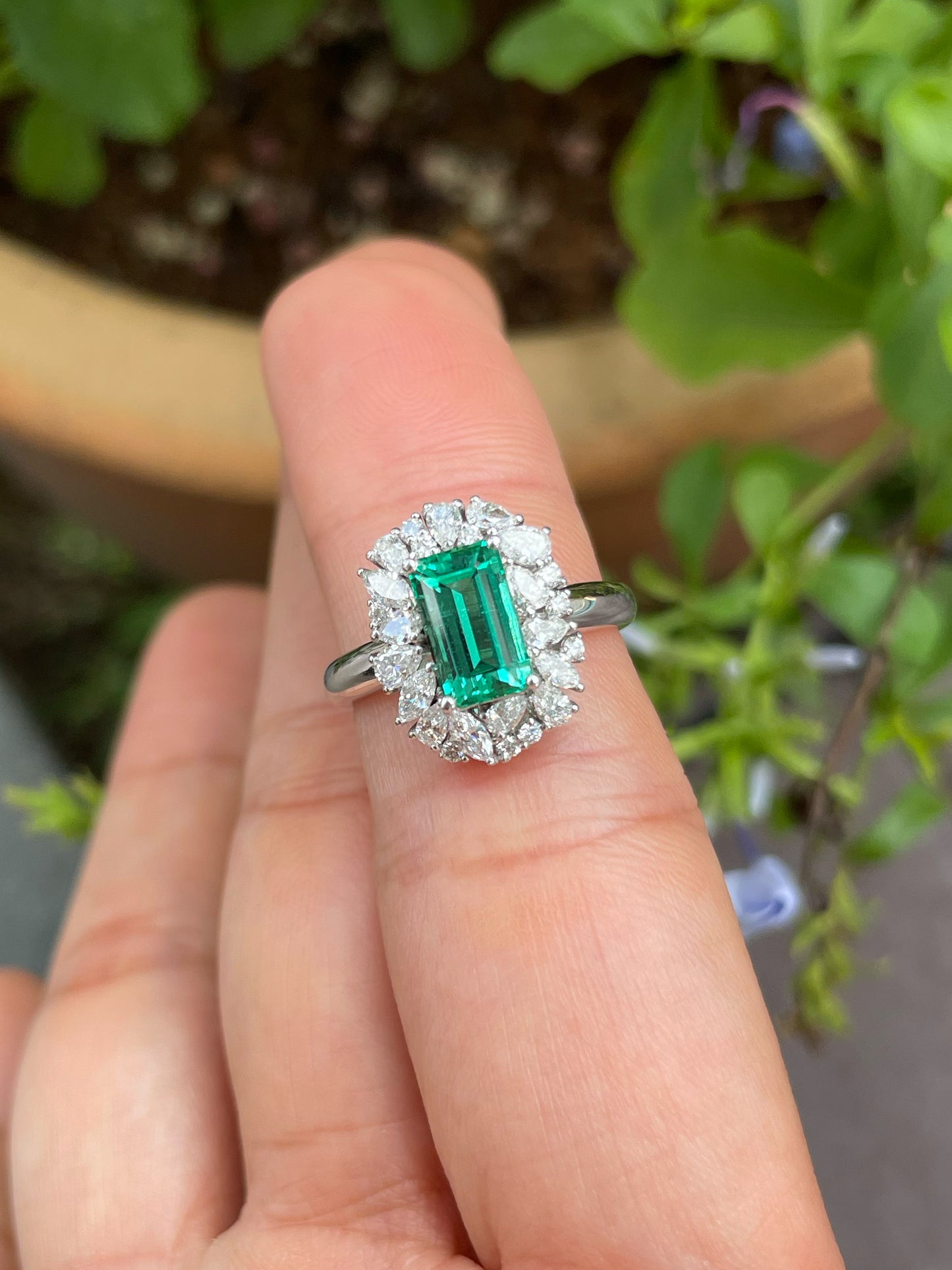 Un-oiled Emerald Ring - 1.17CT (NJR033)