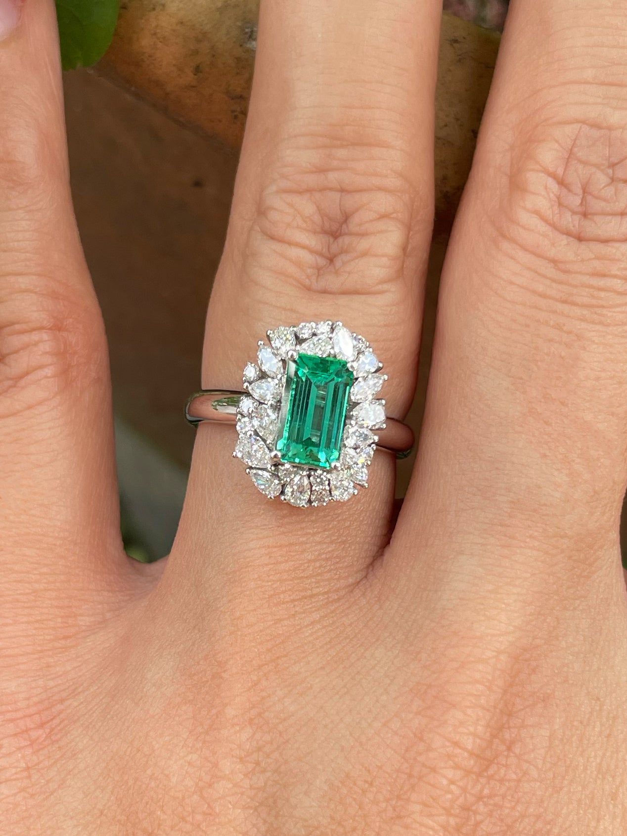 Un-oiled Emerald Ring - 1.17CT (NJR033)