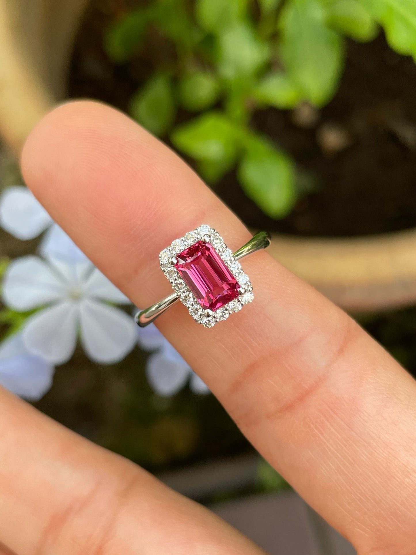 Unheated Pinkish Red Spinel Ring - 1.12CT (NJR209)