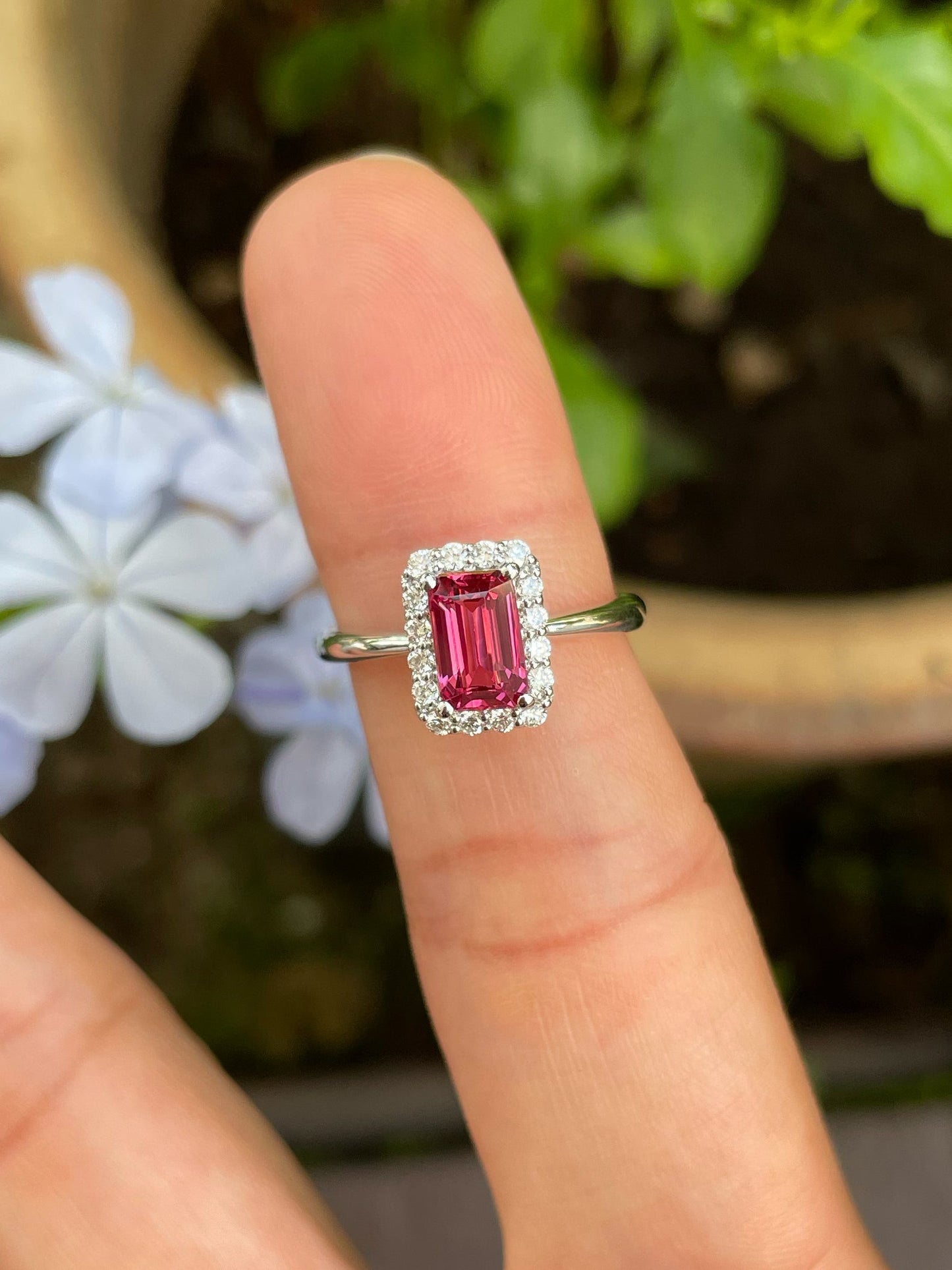 Unheated Pinkish Red Spinel Ring - 1.12CT (NJR209)