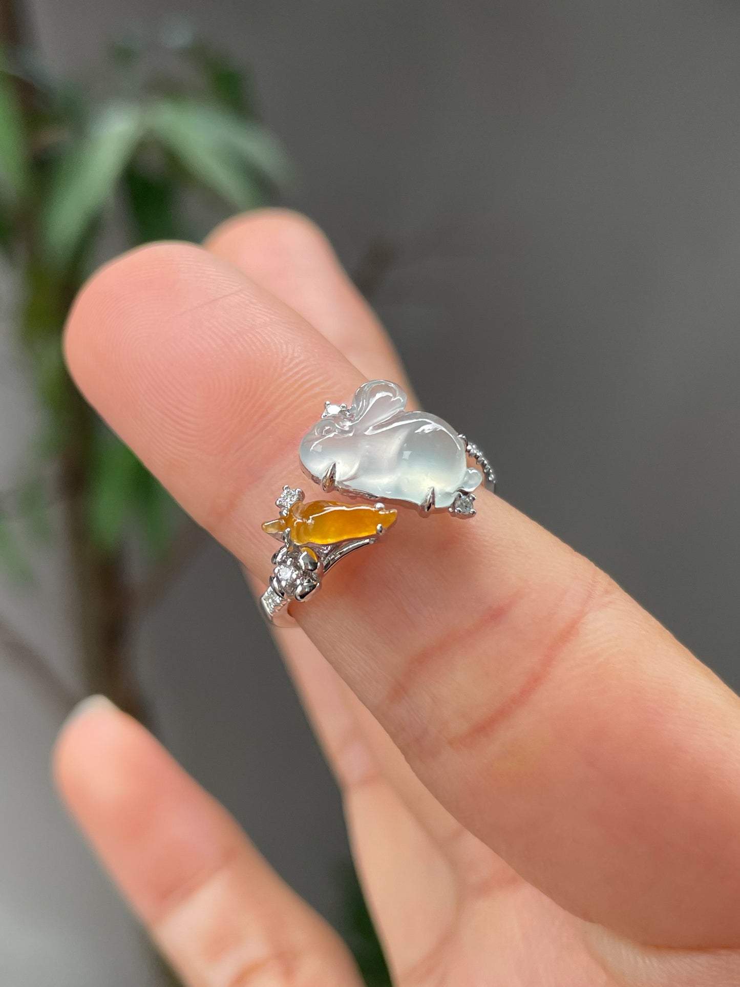 Icy Jade Ring - Rabbit With Carrot (NJR211)