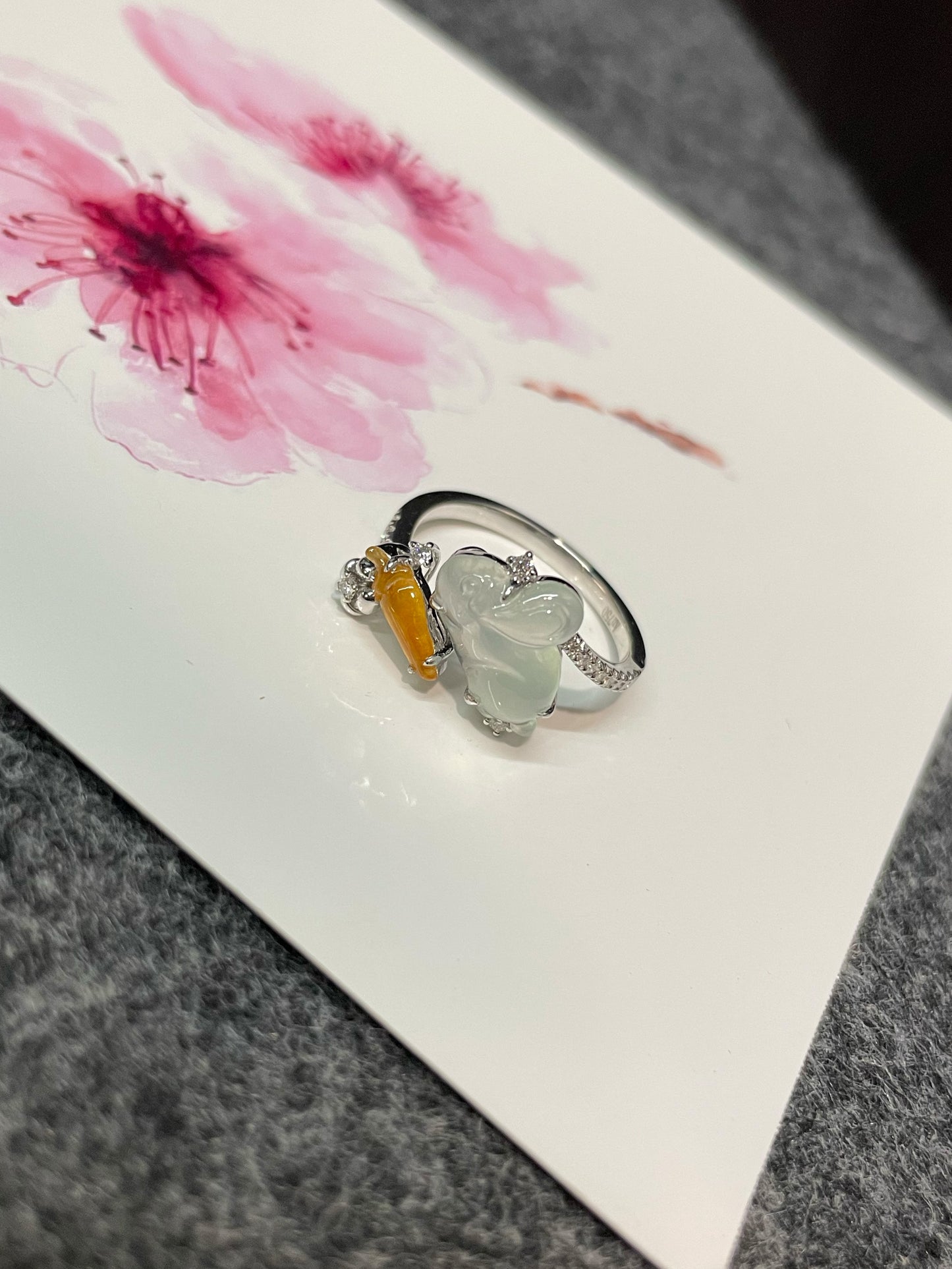Icy Jade Ring - Rabbit With Carrot (NJR211)